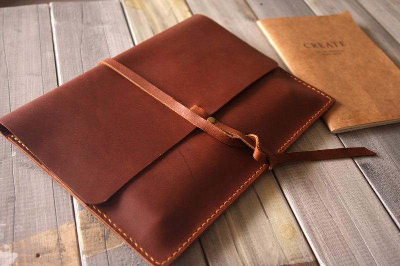 Custom Leather Case for MacBook Pro 13 Inch - Personalized Engraved Laptop Sleeve | Perfect for Work, Travel & College Protection