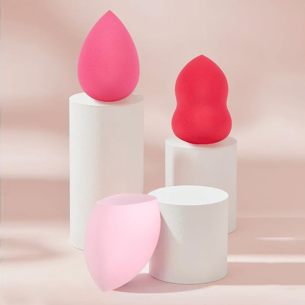 **3-Piece Latex-Free Makeup Sponge Set for Flawless Foundation Blending – Multi-Colored Beauty Blenders for Liquid & Cream Makeup (Perfect for Everyday Use & Professional Makeup Application)**