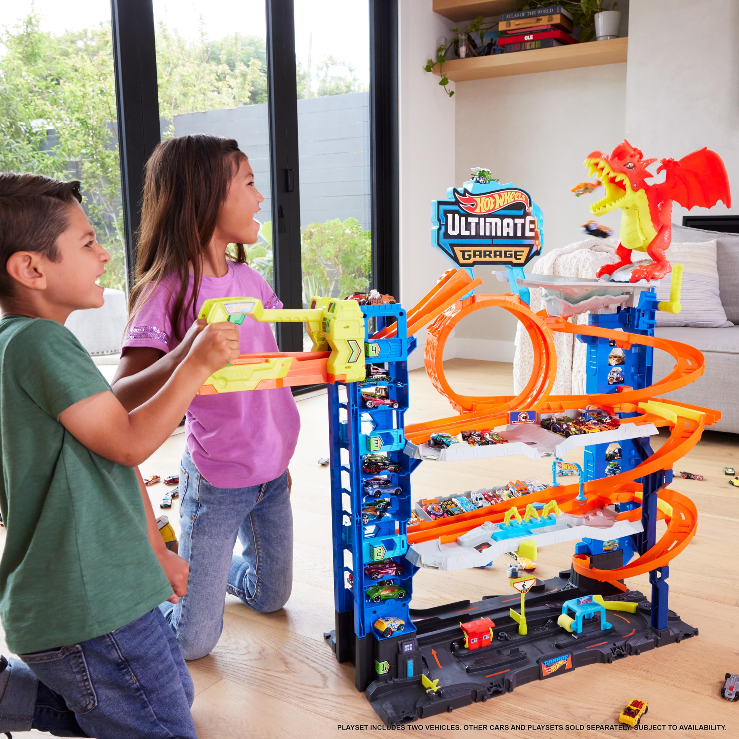 Hot Wheels Ultimate Garage Toy Car Track Set with 2 Die-Cast Cars & Car-Eating Dragon - 4-Level Playset Stores 50+ Vehicles - Perfect for Kids' Birthday Gifts & Indoor Racing Fun