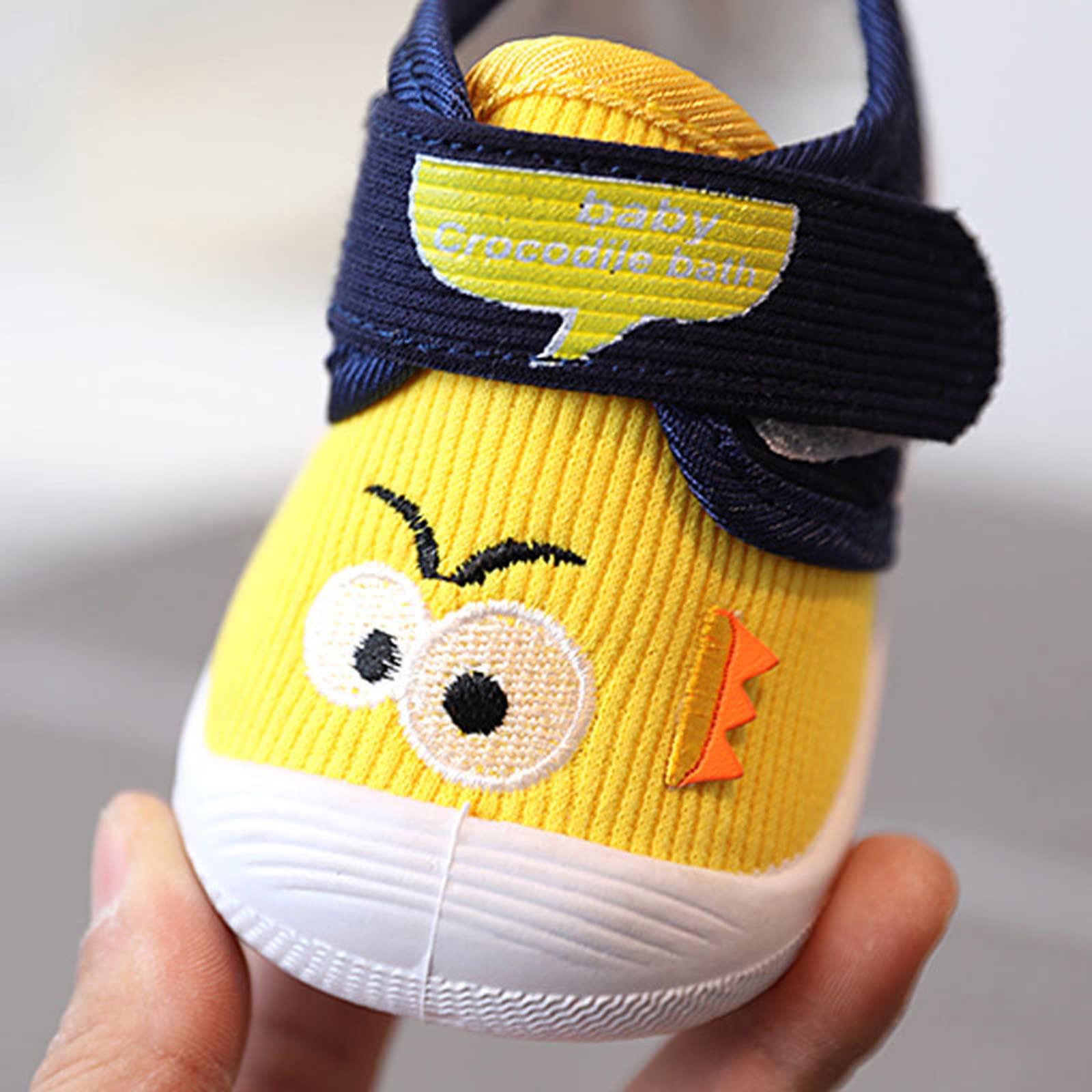 Lisdwde Unisex Kids Sneakers - Lightweight Slip-On Walking Shoes for Toddlers Boys & Girls | Winter Baby Shoes for Playground, School & Outdoor Activities