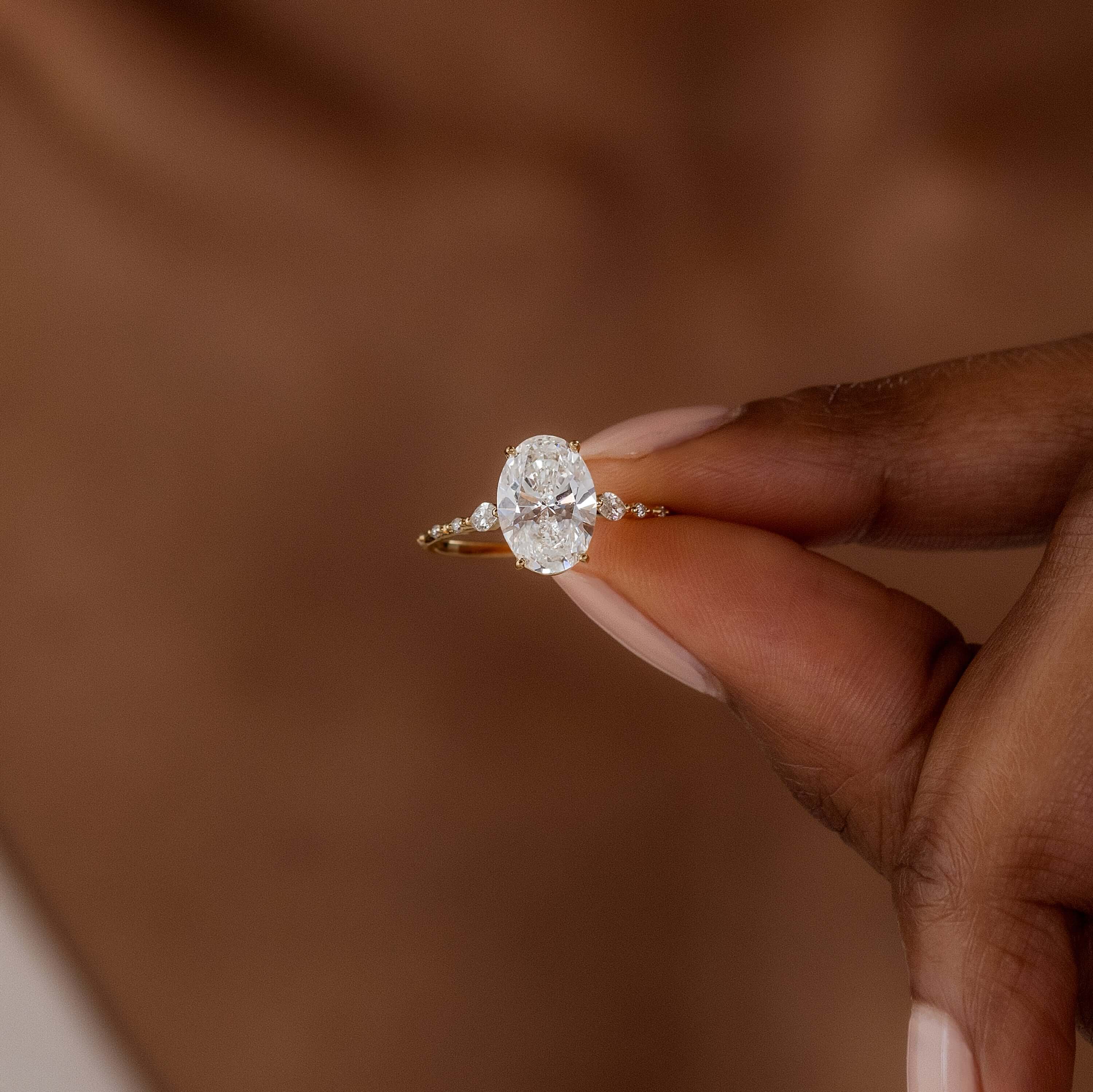 Oval Cut Chorus Ring - Elegant and Unique Jewelry for Women, Perfect for Weddings, Parties, and Special Occasions