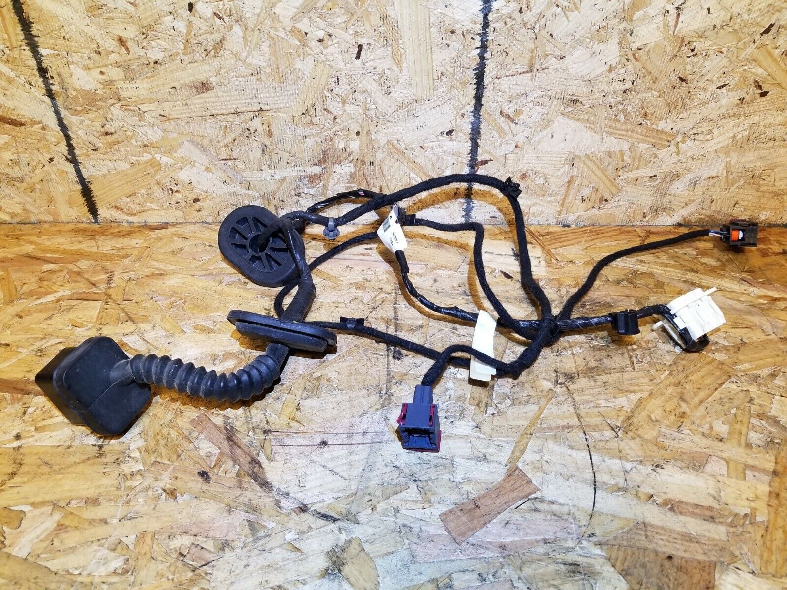2005-2009 Cadillac SRX Left Rear Driver Side Door Wire Harness OEM Replacement - Perfect for Electrical Repairs & DIY Car Maintenance