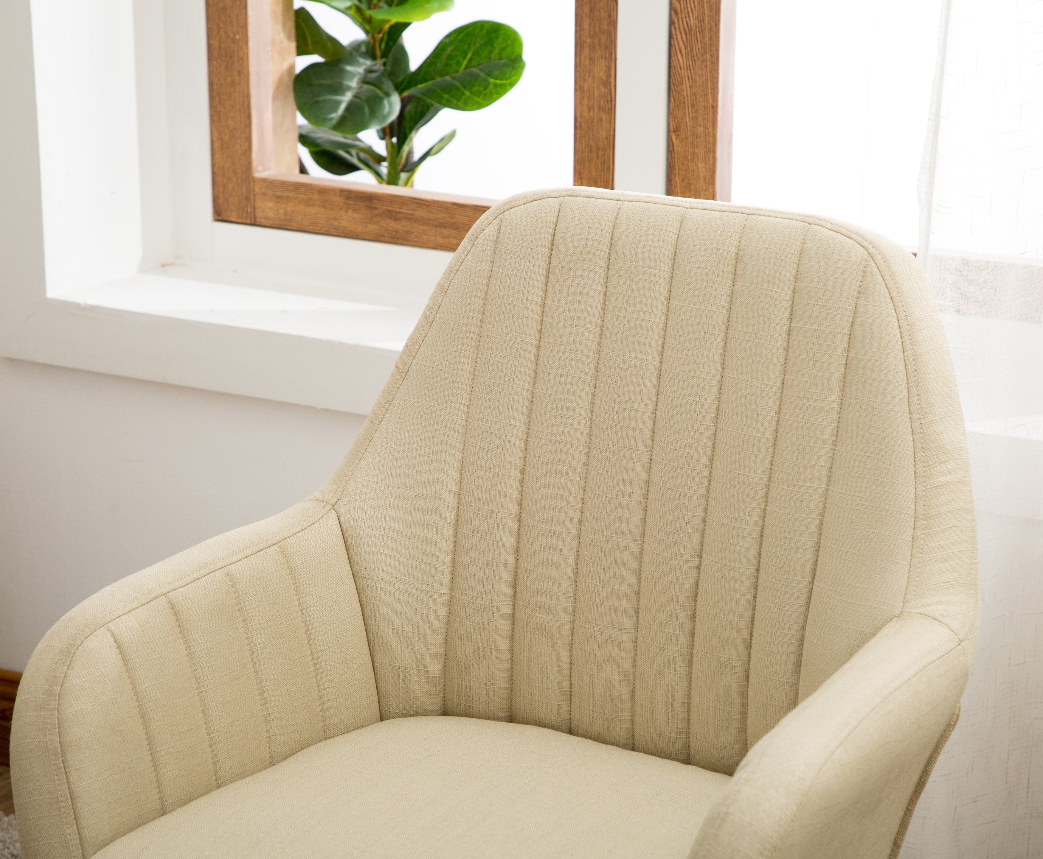 Roundhill Furniture Tuchico Modern Fabric Accent Chair - Tan Beige Upholstered Living Room Chair for Lounge, Bedroom & Office