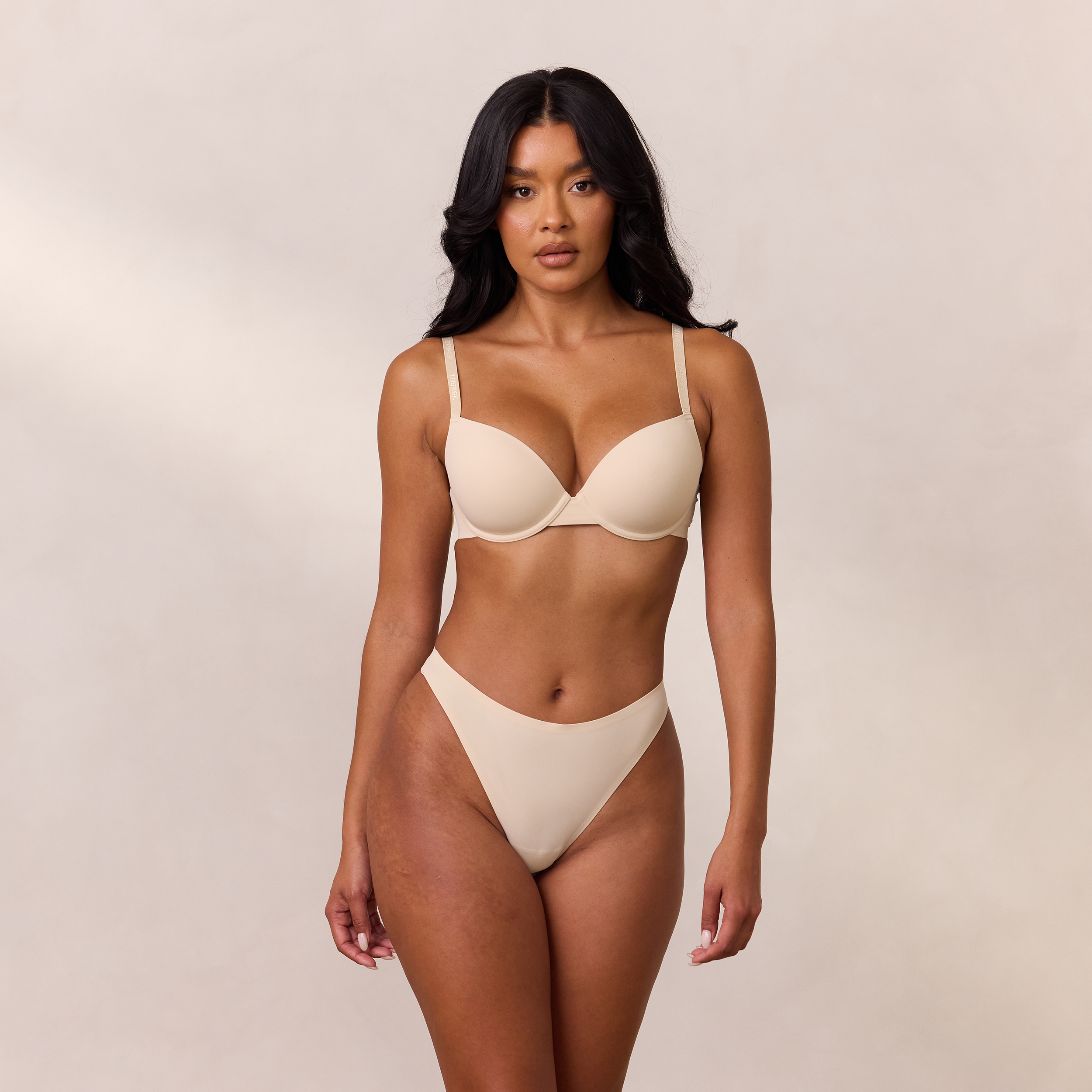 Invisible Form T-Shirt Bra Vanilla - Seamless Comfort for Everyday Wear & Layering Outfits