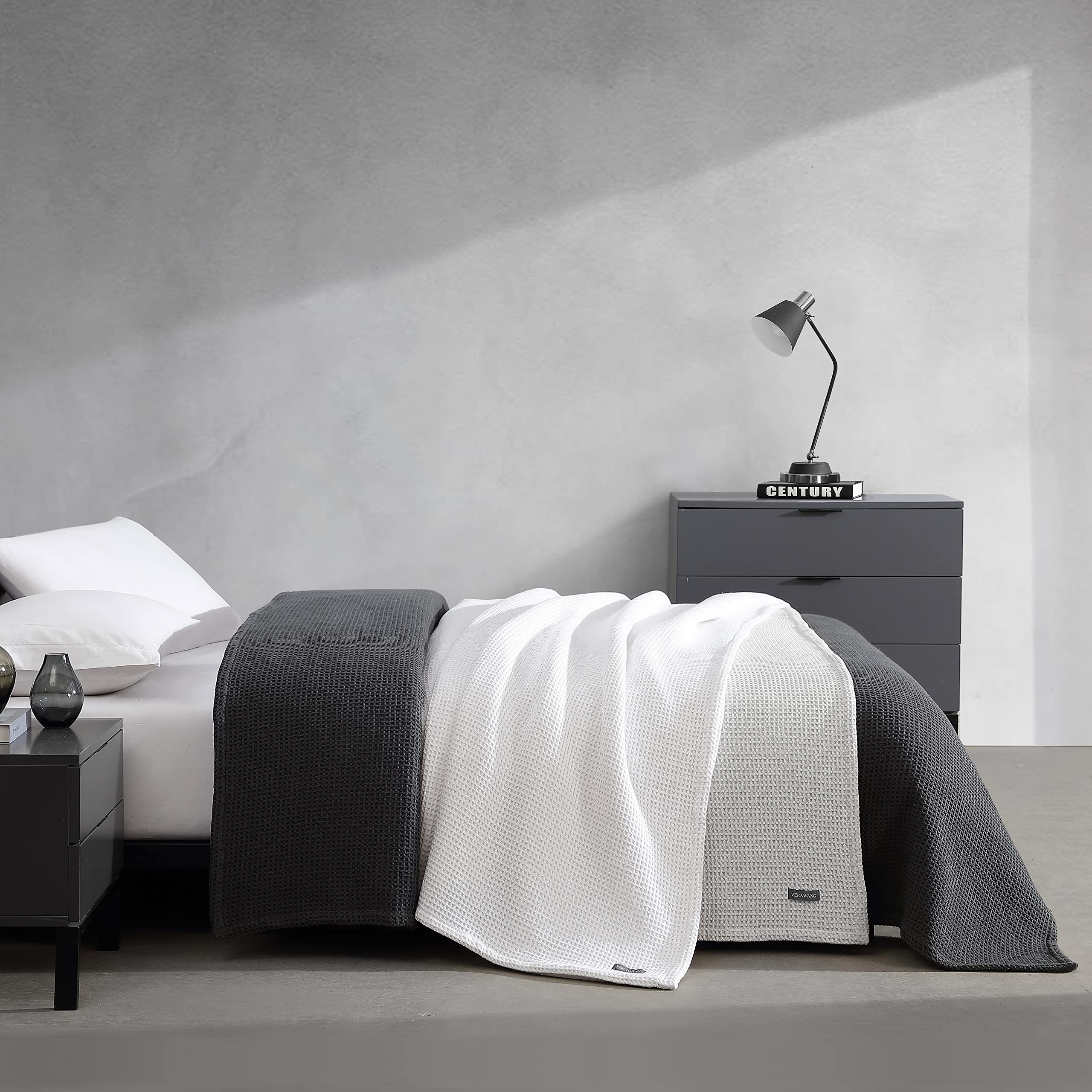 Vera Wang King Size Luxury Cotton Waffle Weave Blanket - Ultra Soft & Breathable Bedding for Cozy Nights (Charcoal Grey) - Perfect for Master Bedroom, Guest Room, and Cold Weather Comfort