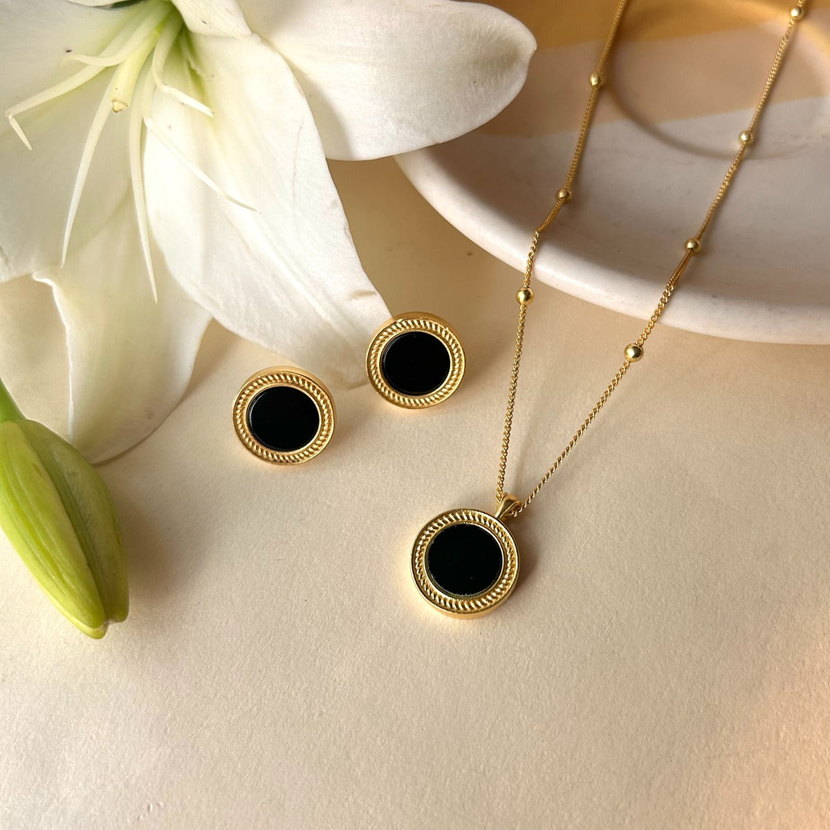 Black Onyx Harmony Pendant Necklace & Stud Earrings Set - Elegant Jewelry Gift for Women, Perfect for Weddings, Parties & Special Occasions