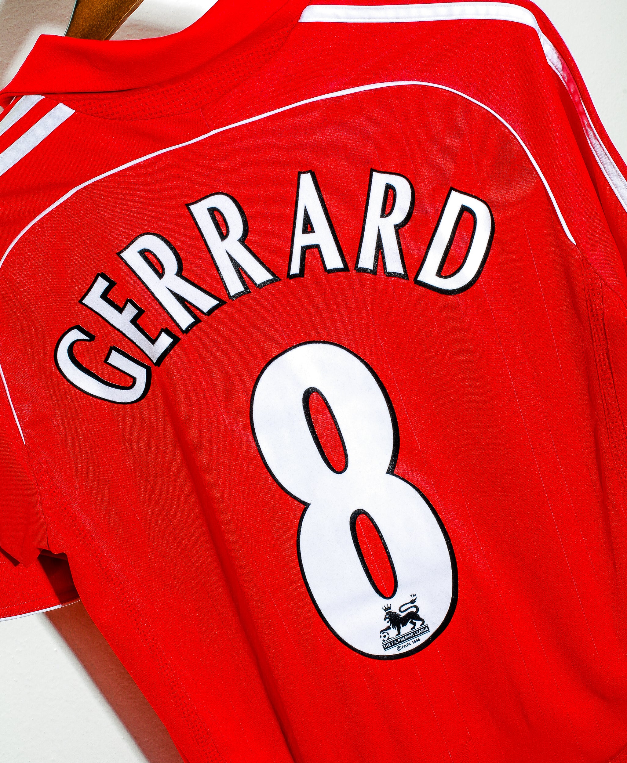 2006 Liverpool FC Home Jersey #8 Steven Gerrard - Men's Authentic Football Shirt for Matchday & Fan Collection