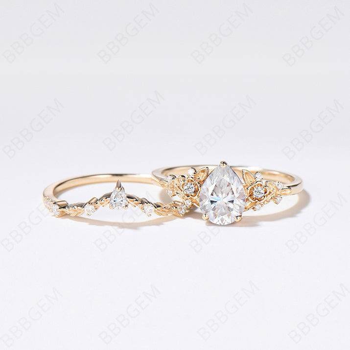 Vintage Pear Moissanite Engagement Ring for Women - Rose Gold Leaf Flower Nature Inspired Bridal Wedding Ring Set with Unique Cluster Diamond | Perfect for Proposals, Anniversaries, and Special Occasions