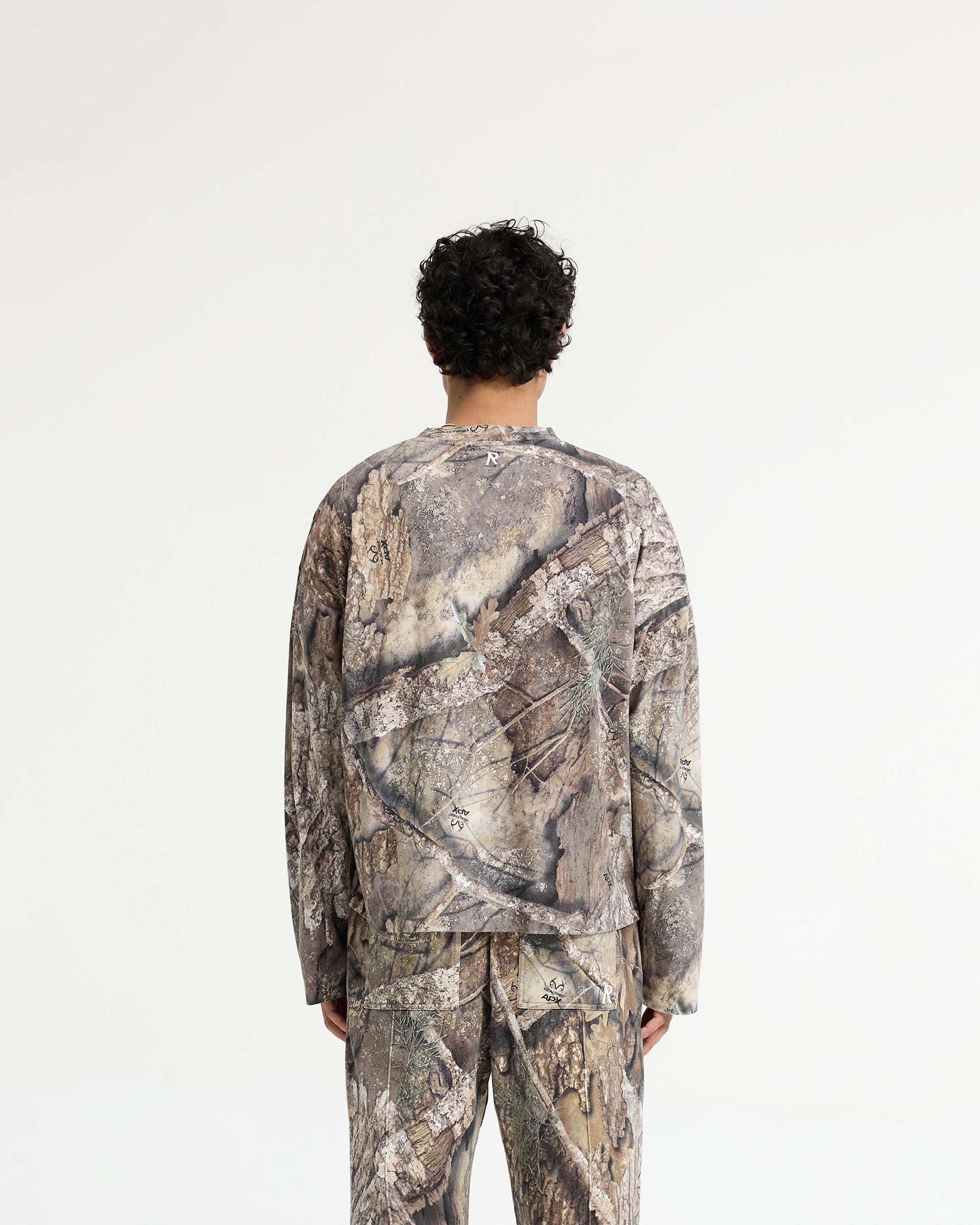 Realtree® Camo Long Sleeve T-Shirt for Men - Hunting & Outdoor Camouflage Shirt - Durable Comfort Fit for Hunting, Fishing, Camping & Outdoor Activities