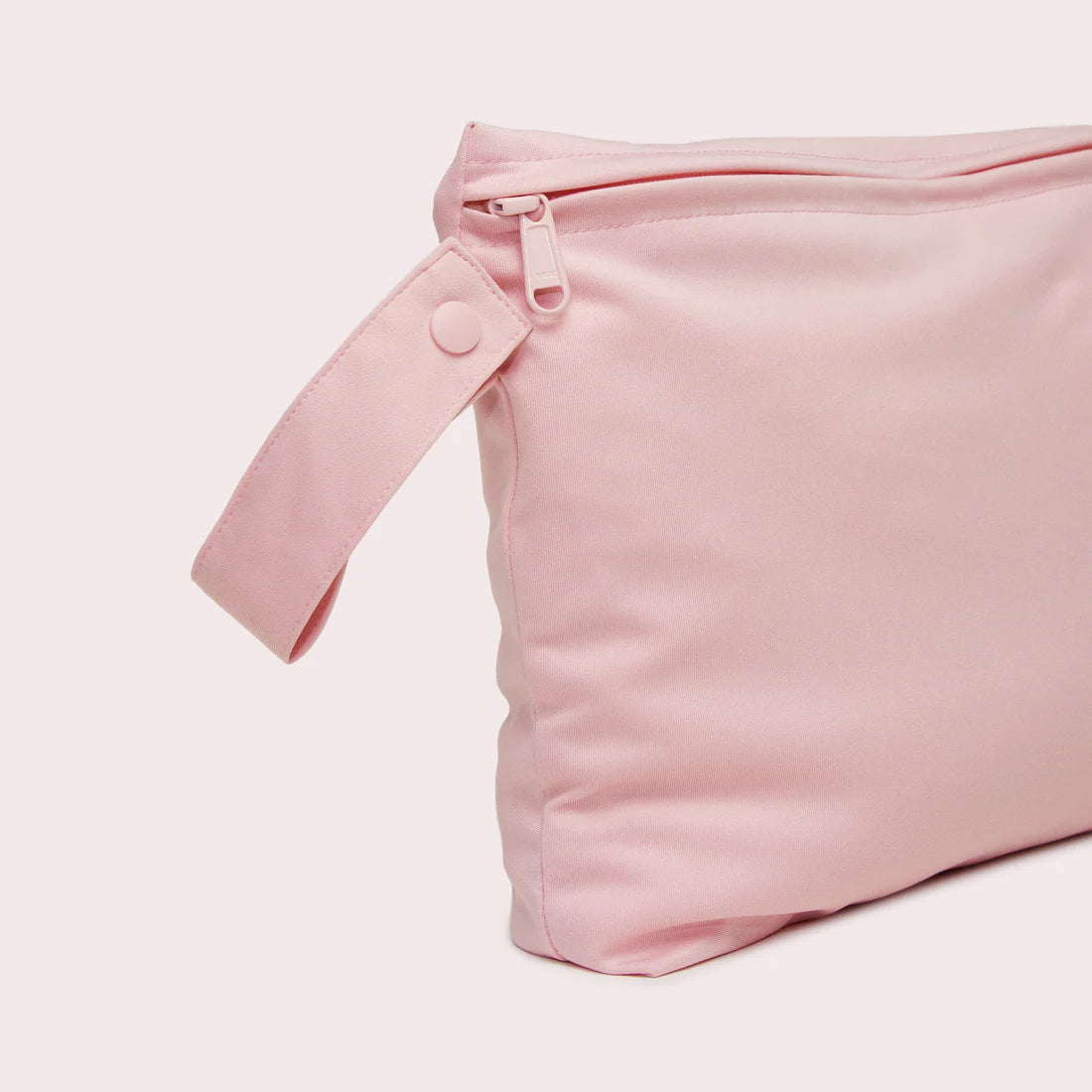 EcoNaps Mid Wet Bag | Reusable Waterproof Diaper Wet Bag for Baby | Perfect for Daycare, Travel & Swimming | Peony Print