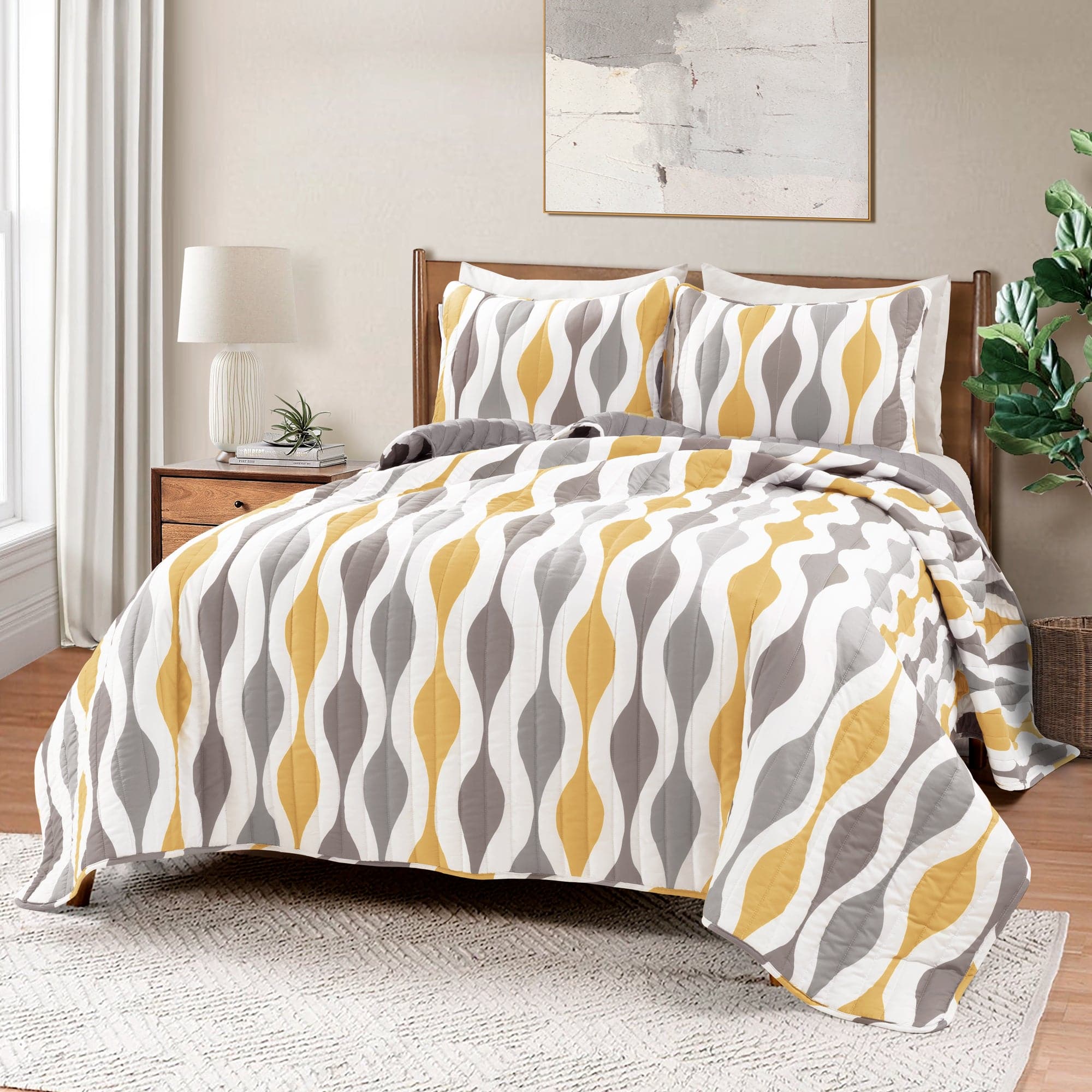 Mid Century Geo Reversible Quilt 3 Piece Set - Modern Geometric Bedding for Master & Guest Bedrooms - Perfect for Home Decor & Cozy Nights