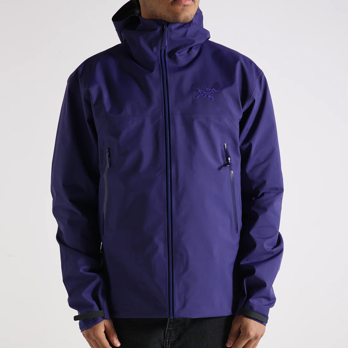 Arc'Teryx Beta Soulsonic Jacket - Lightweight Waterproof Hiking Shell for Men & Women - Perfect for Outdoor Adventures, Camping, and Mountain Climbing