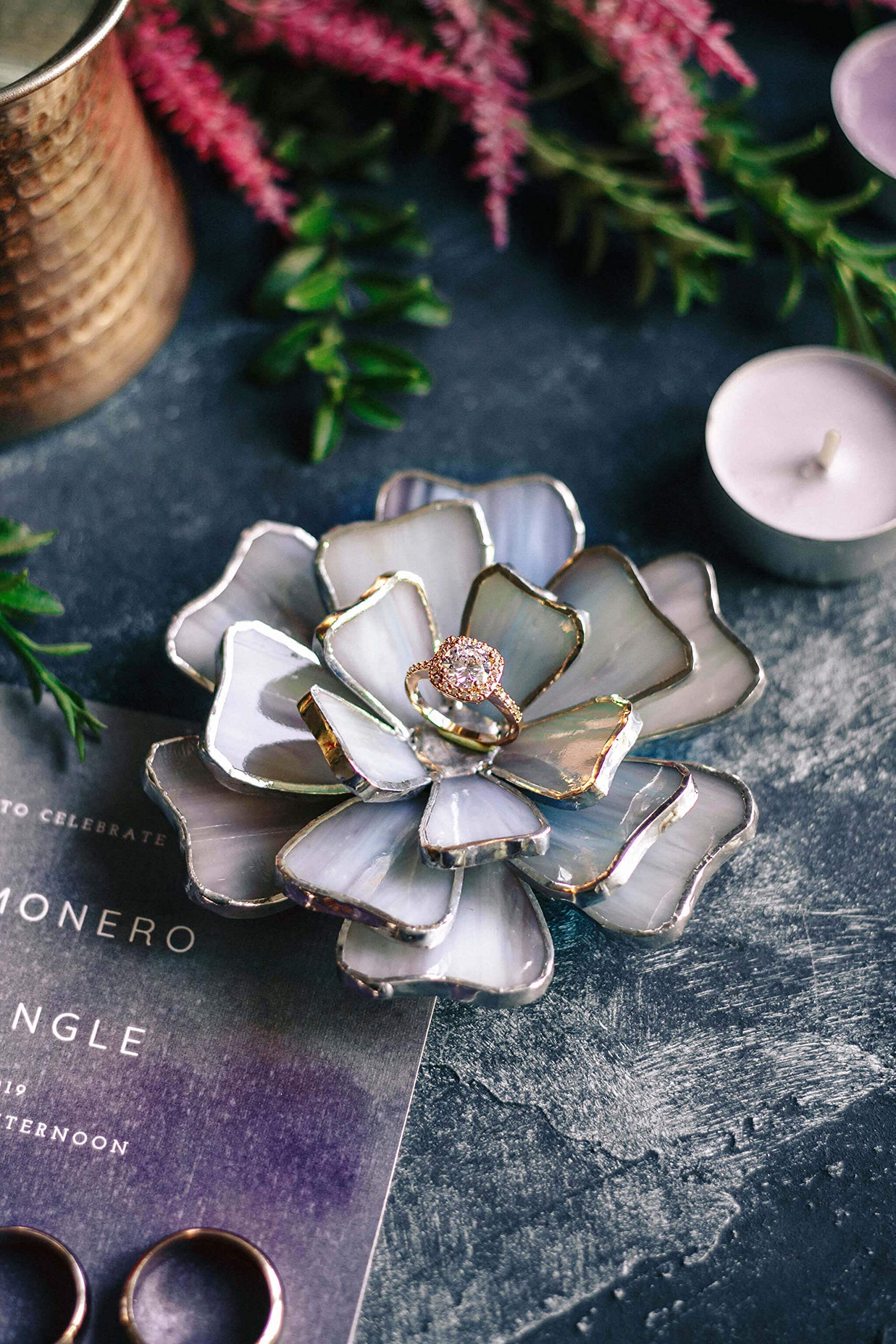 Elegant Marbled Opalescent Glass Ring Dish - Floral Jewelry Holder for Wedding, Engagement & Anniversary Gifts | Perfect for Valentine's Day, Bridal Showers & Home Decor