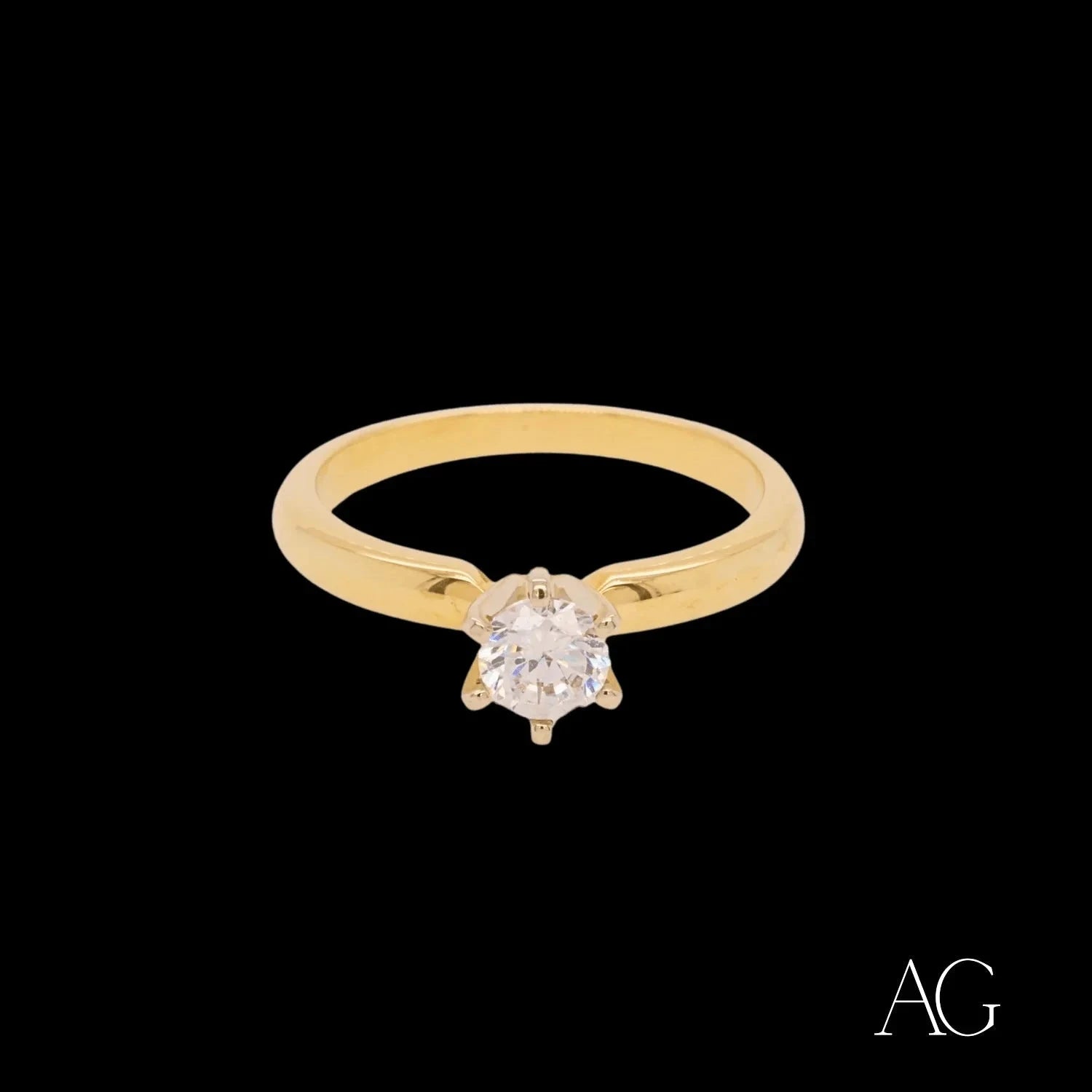 18K Gold CZ Ring for Women – Elegant Cubic Zirconia Engagement & Wedding Band – Perfect for Proposals, Anniversaries, and Special Occasions