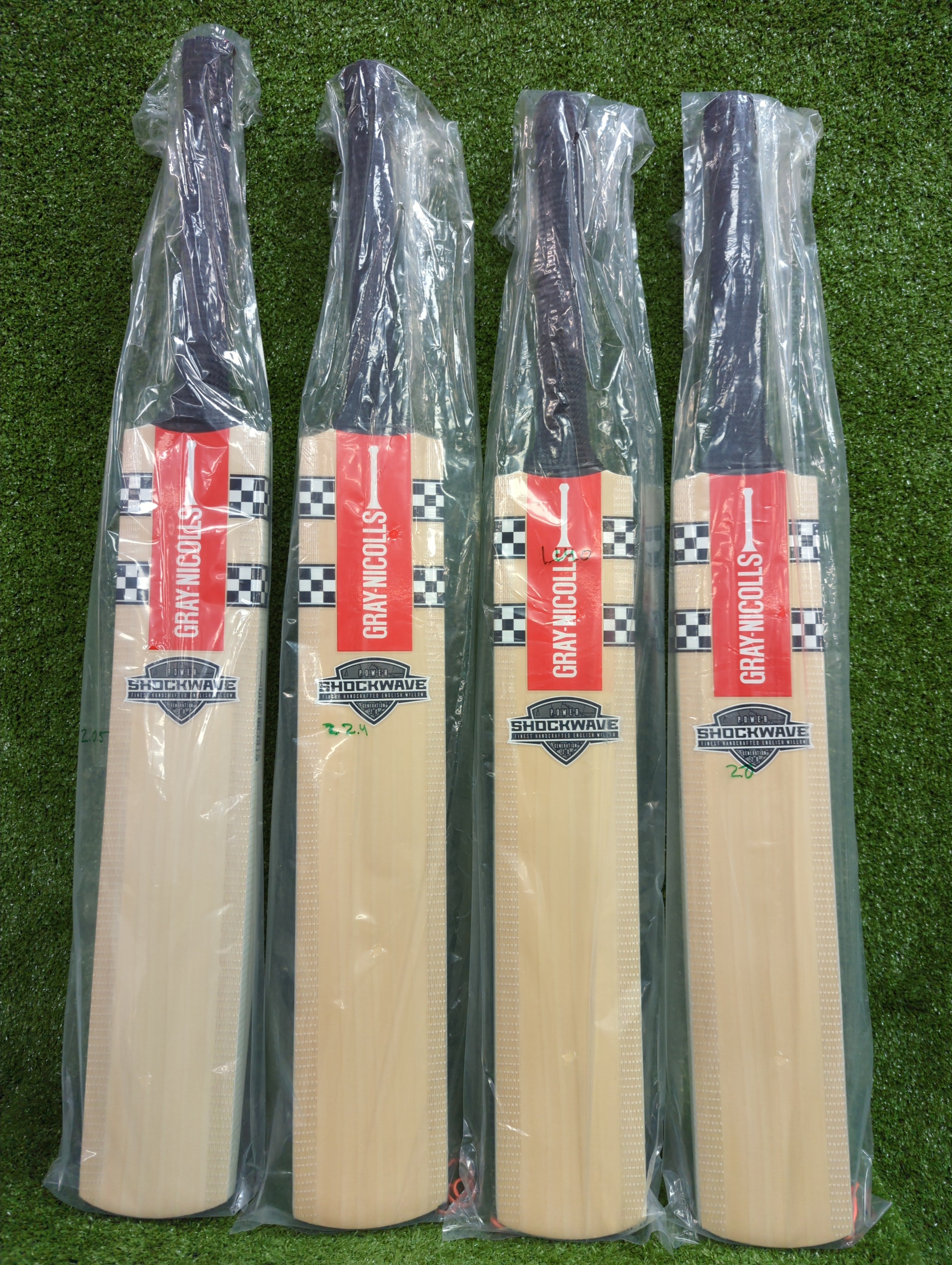 Gray Nicolls Shockwave 2.0 Power Junior Cricket Bat - English Willow Youth Bat for Training & Matches | Perfect for Young Cricket Players