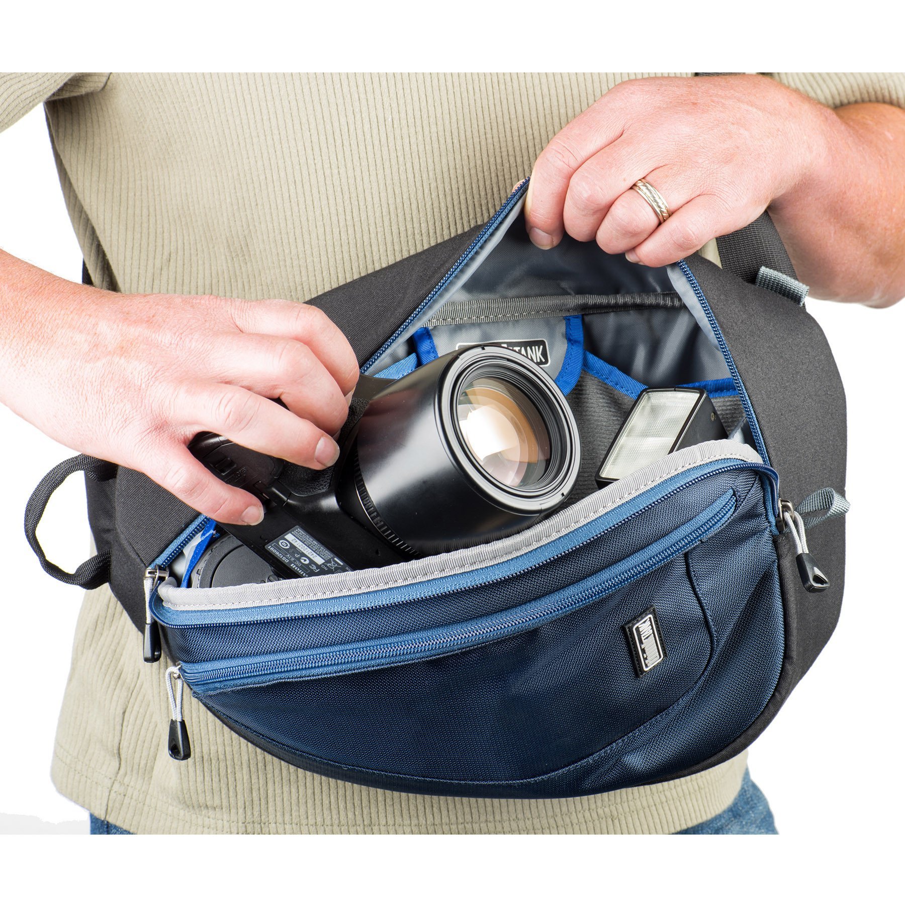 Think Tank Messenger Bag - Durable & Stylish Laptop Bag for Work & Travel - Water-Resistant Blue (Azul) Design - Perfect for Business Professionals, Students & Commuters