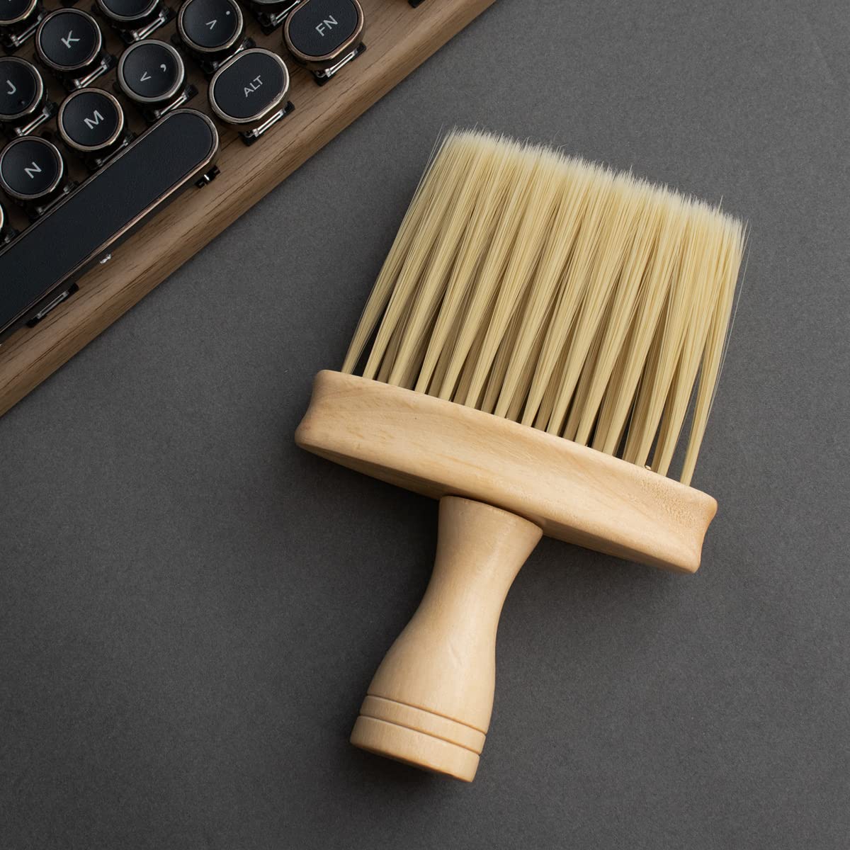 Wooden Anti-Static Keyboard Cleaning Brush - Dust & Crumbs Remover for PC, Laptop, Mechanical Keyboards - Perfect for Office, Gaming & Home Use