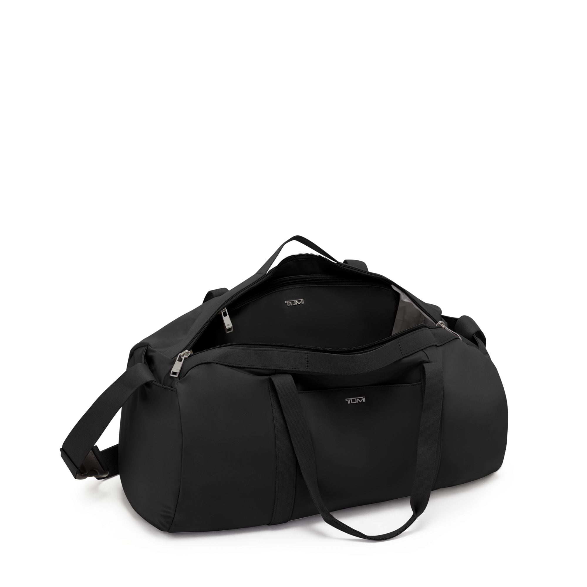 Tumi Just In Case Duffel Bag - Lightweight Travel Duffel for Gym, Weekend Trips & Carry-On Luggage | Durable Nylon, Spacious Design | Perfect for Business Travel & Outdoor Adventures