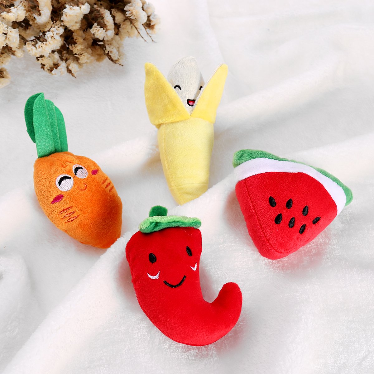 UEETEK 4 Pack Plush Squeaky Chew Toys for Dogs & Cats - Carrot, Watermelon, Banana & Pepper Shapes - Puppy Training, Teething Relief & Interactive Play