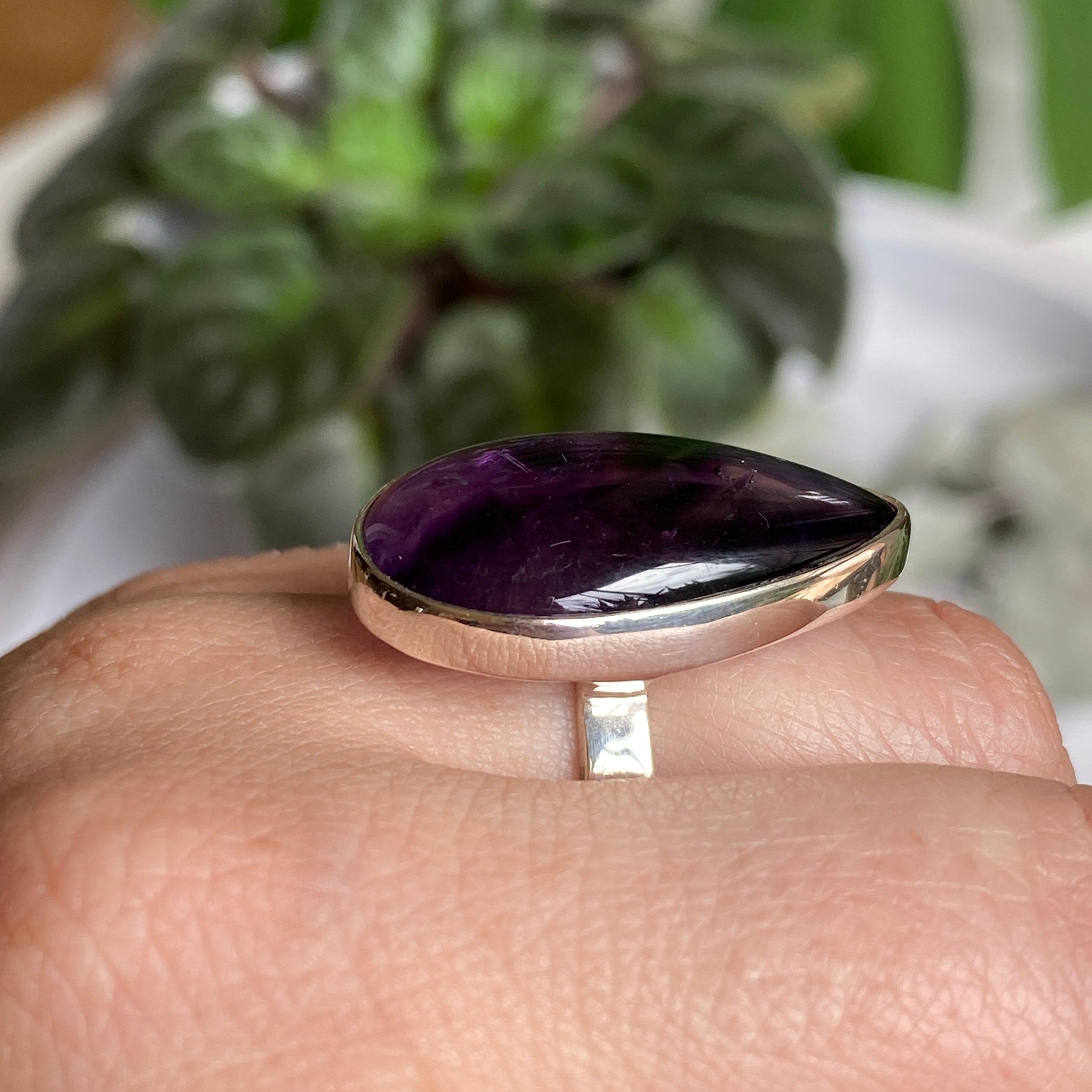 Amethyst Teardrop Cabochon Ring - Size 6 - Sterling Silver 925 - Elegant Purple Gemstone Jewelry for Women - Perfect for Weddings, Parties & Everyday Wear
