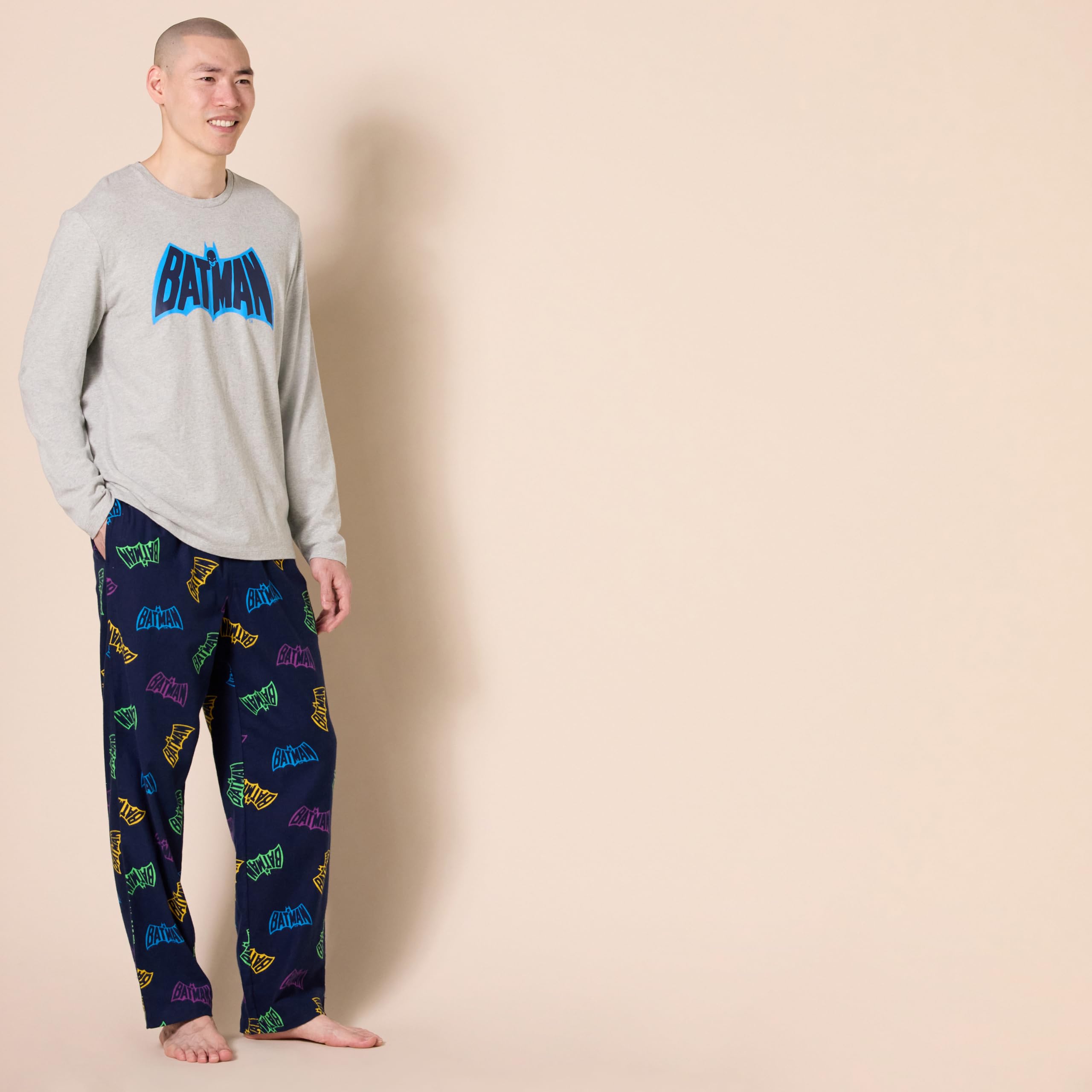 Amazon Essentials DC Men's Flannel Pajama Set - Soft & Comfortable Sleepwear for Men, Cozy Winter Pajamas with Long Sleeve & Pants - Perfect for Lounging, Sleeping & Cold Weather Comfort