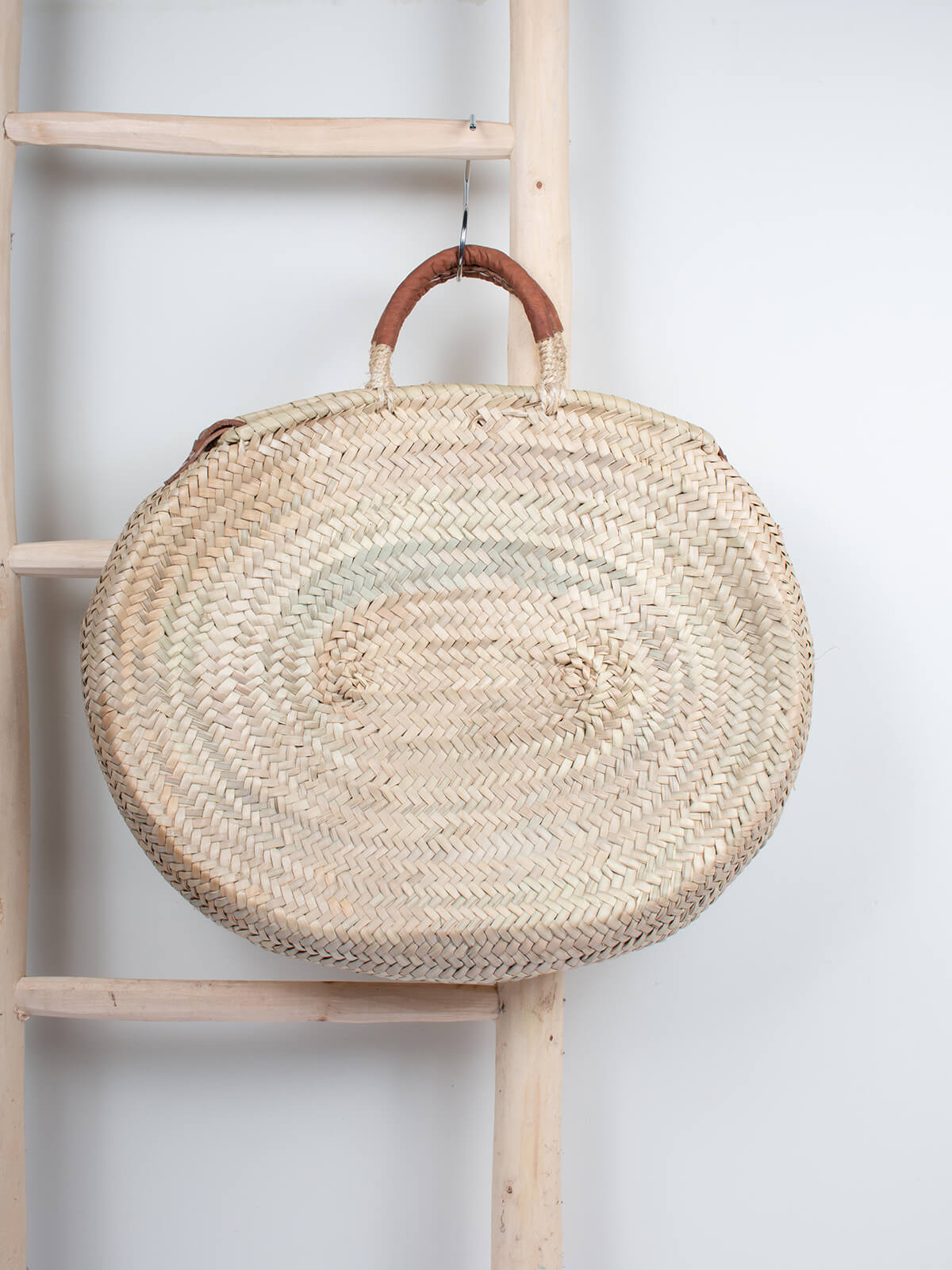 Stylish Dylan Crossbody Basket Bag in Tan - Perfect for Casual Outings, Beach Trips, and Everyday Use