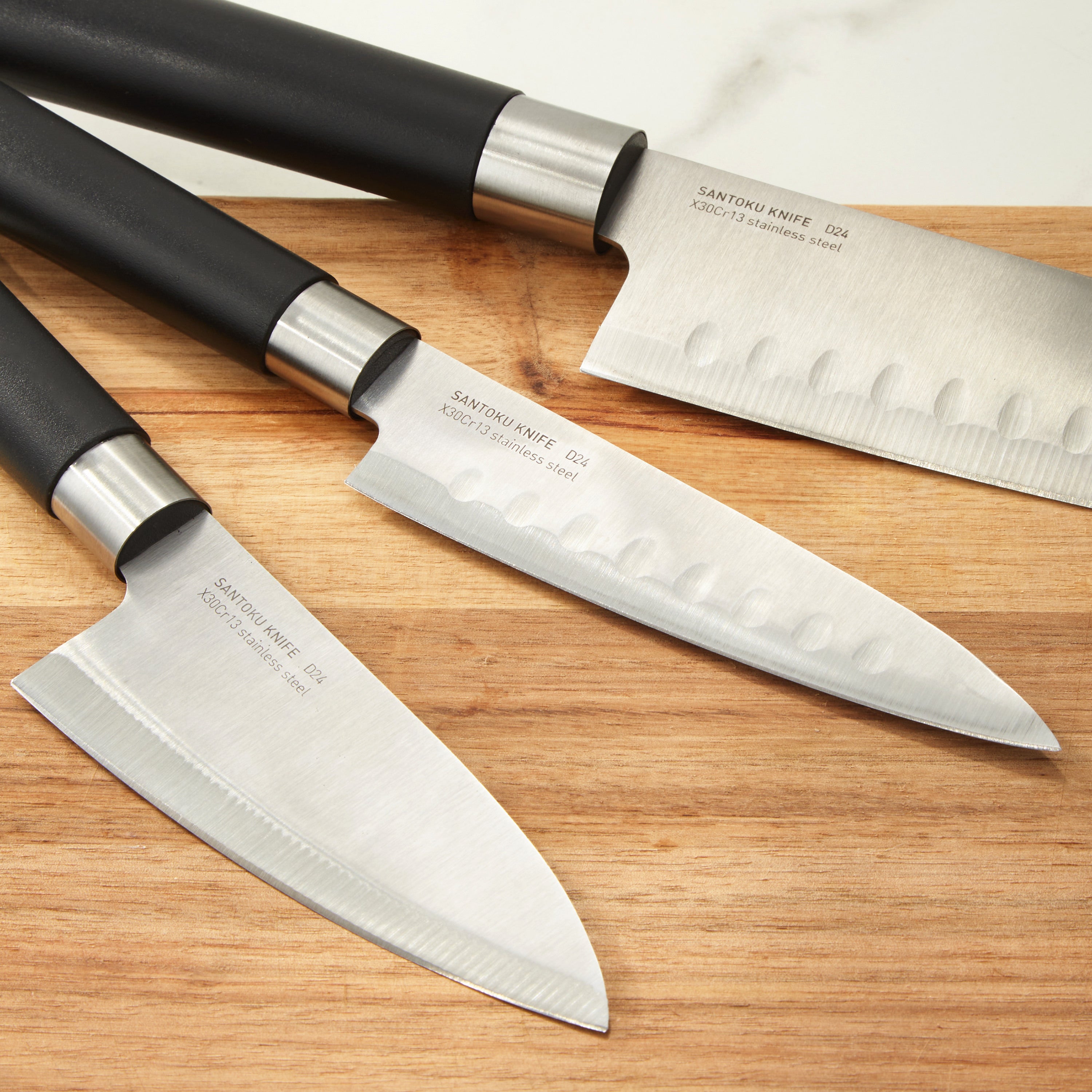BergHOFF DiNA Codon 3-Piece Stainless Steel Santoku Knife Set - Professional Kitchen Knives for Slicing, Dicing & Chopping - Perfect for Home Chefs & Cooking Enthusiasts