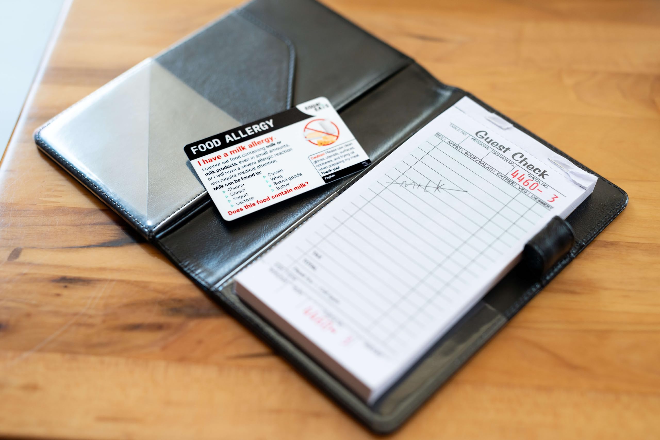 Dairy Allergy Translation Card for Czech Republic - Plastic Medical Alert Chef Card for Milk Allergies | Essential Travel Accessory for Safe Dining in Czech Restaurants & Cafes