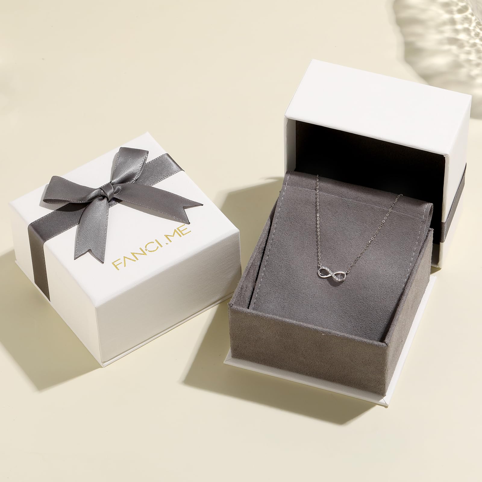 14K Solid Gold Infinity Diamond Pendant Necklace - 0.072cttw I-J SI2 Clarity, 16