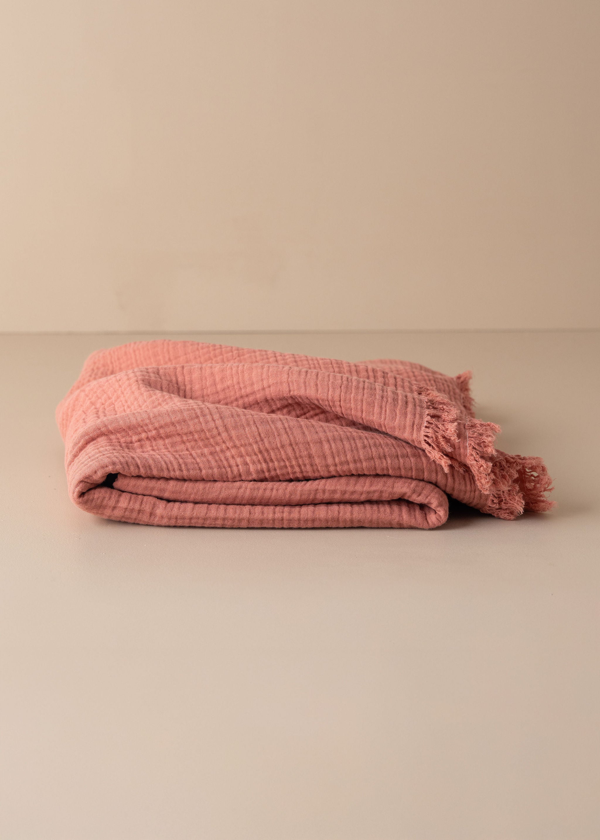 Enes Soft Cotton Throw Blanket - Lightweight & Cozy Guava Color - Perfect for Sofa, Bed, or Outdoor Picnics