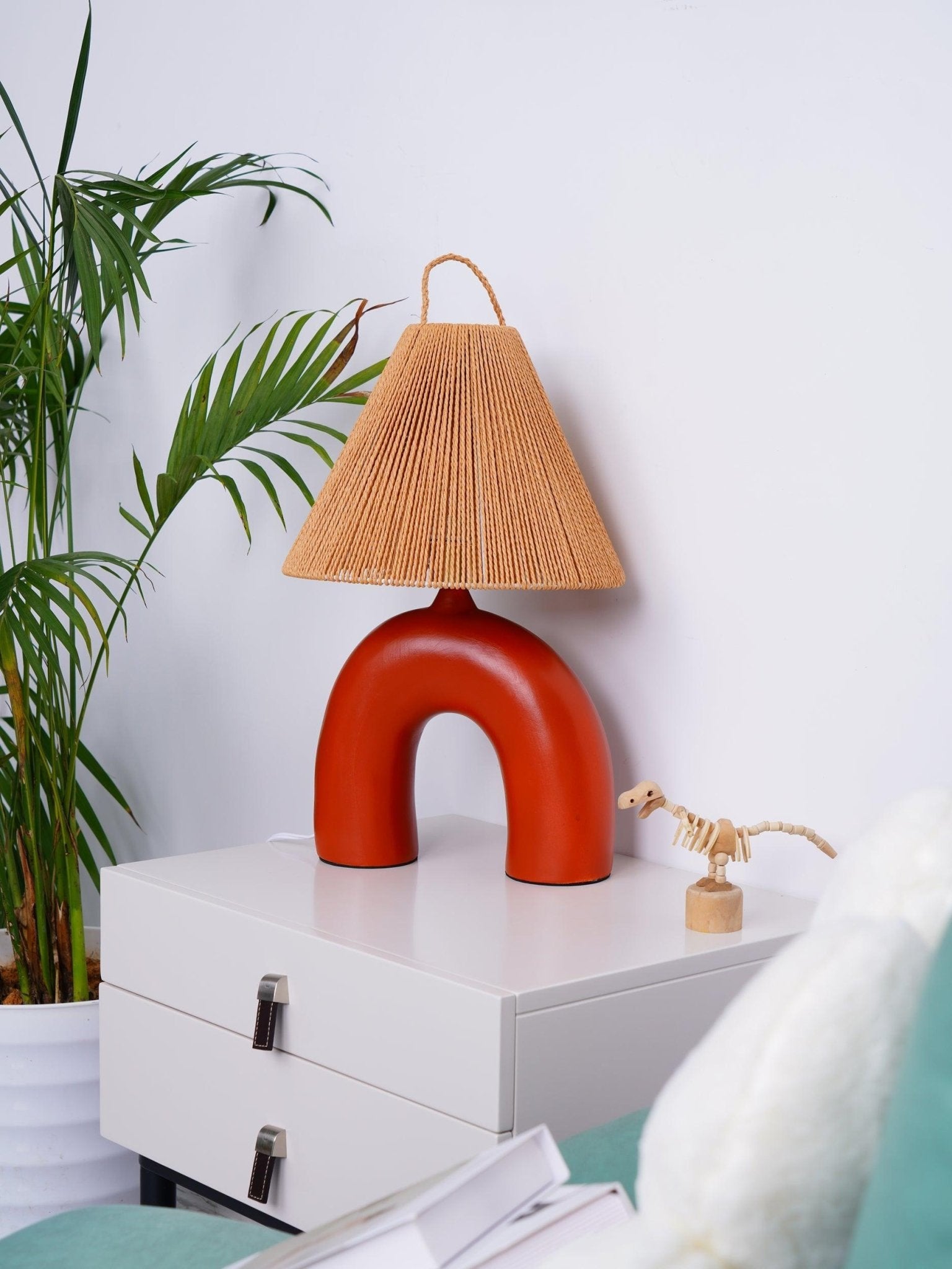Modern Arched Table Lamp - Adjustable LED Desk Light for Home Office, Bedroom & Living Room - Stylish Lighting for Reading, Working & Decor