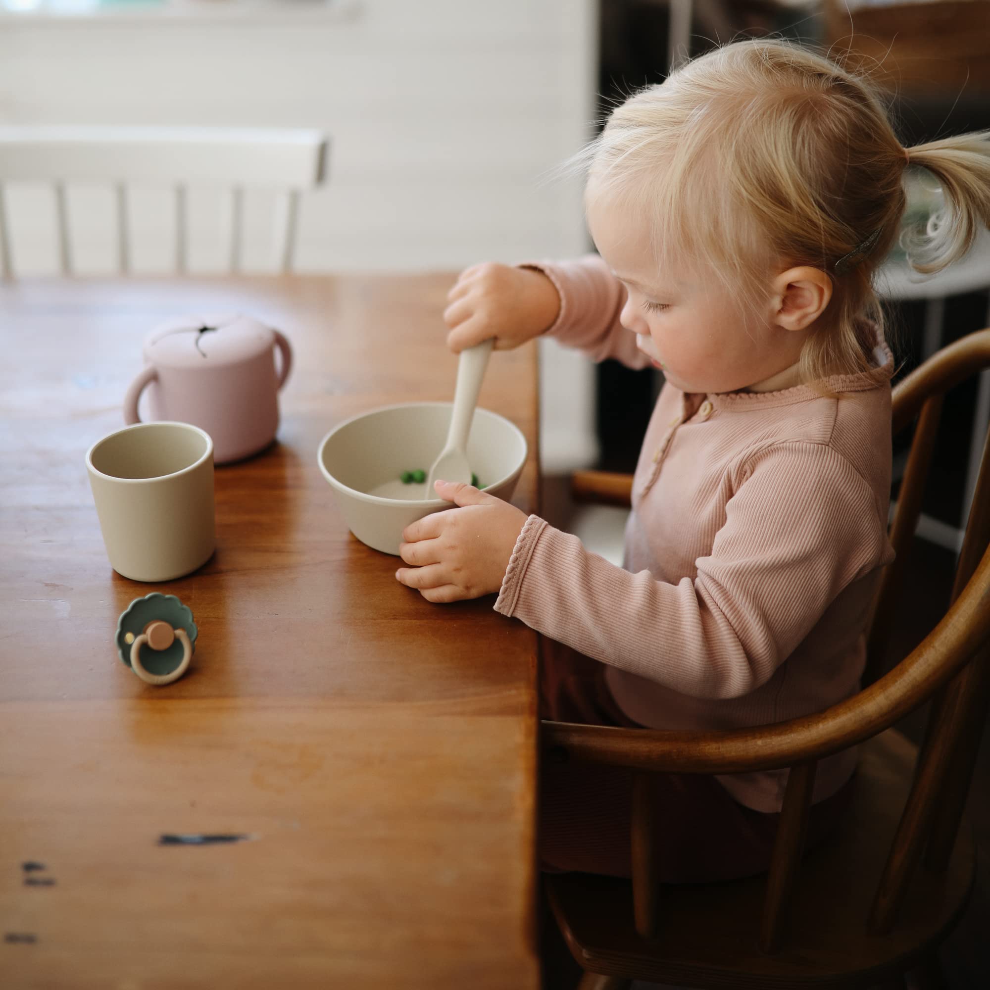 Mushie Kids Dinnerware Cups - 2-Piece Set, Ivory | BPA-Free, Eco-Friendly Baby & Toddler Drinking Cups | Perfect for Home, Daycare & Travel | Made in Denmark