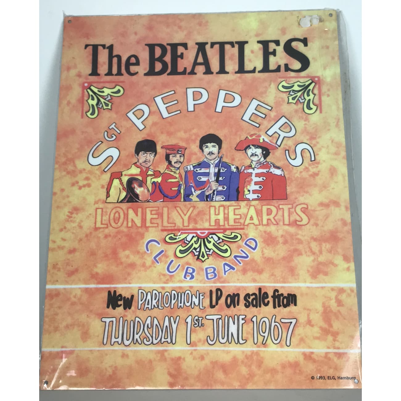 The Beatles Sgt. Pepper's Lonely Hearts Club Band Vintage Metal Wall Plaque – Large Retro Music Decor for Home, Bar & Office