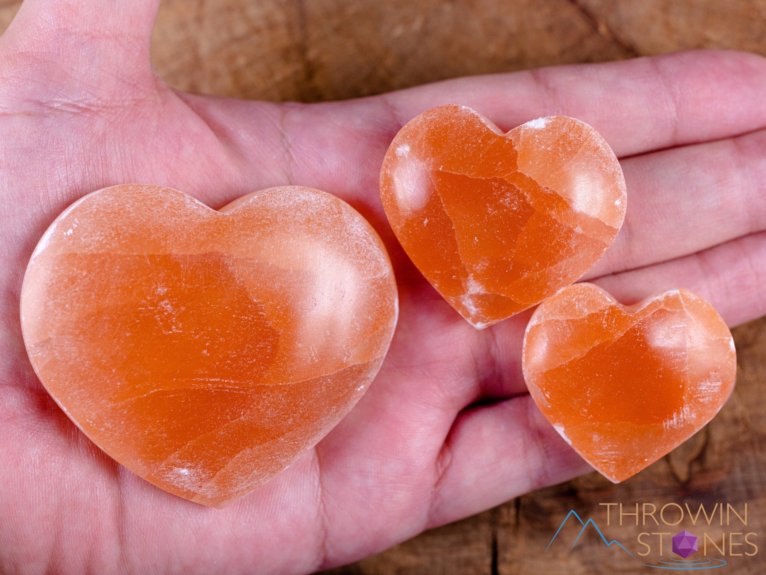 Orange Selenite Crystal Heart - Natural Healing Stone for Self Care, Meditation & Home Decor - Perfect Gift for Mom, Spiritual Healing & Positive Energy - Use in Yoga, Reiki & Feng Shui Spaces