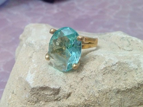 Aquamarine Gemstone Ring for Women - Elegant Cocktail Ring in Gold with Aqua Stone - Perfect Birthstone Jewelry, Bridesmaid Gift & Wedding Present - Ideal for Parties, Engagements & Special Occasions