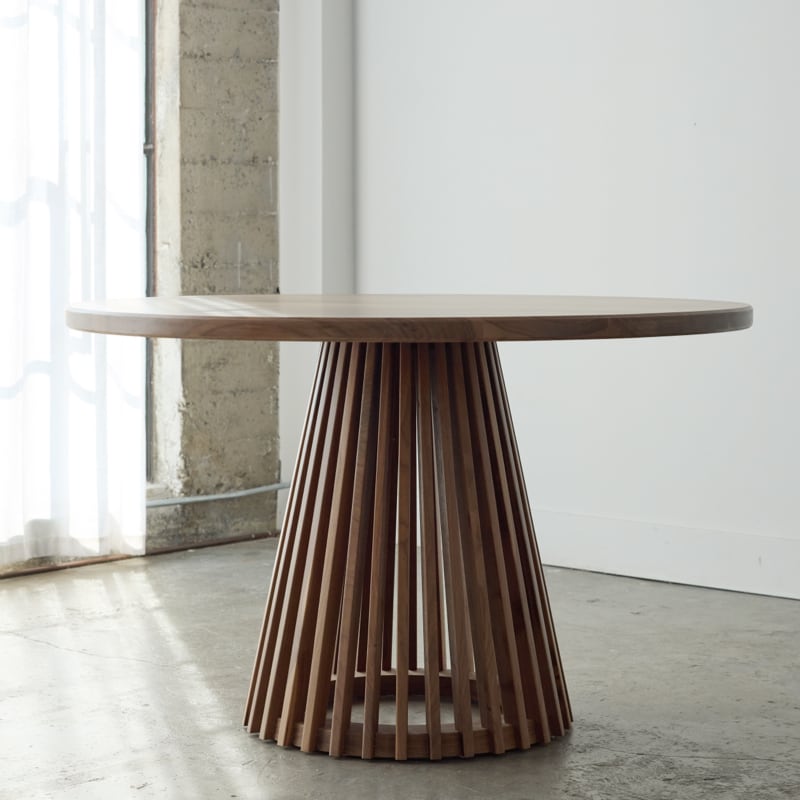 Eco-Friendly Zero Waste Round Table - Sustainable Dining & Kitchen Accessory for Home, Office & Outdoor Gatherings
