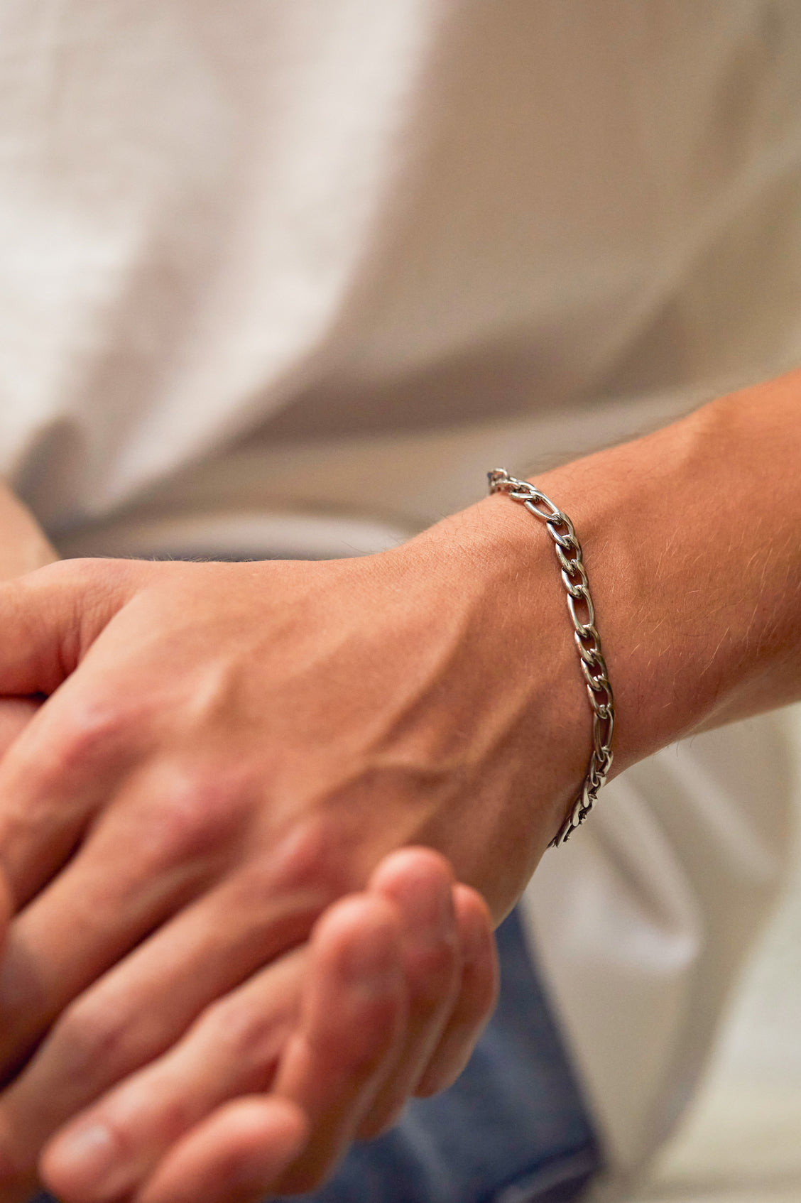 Stylish Men's Figaro Chain Bracelet - 14K Gold Plated Stainless Steel Link Bracelet for Casual & Formal Wear - Perfect Gift for Men, Dad, Husband - Ideal for Parties, Dates, and Everyday Fashion
