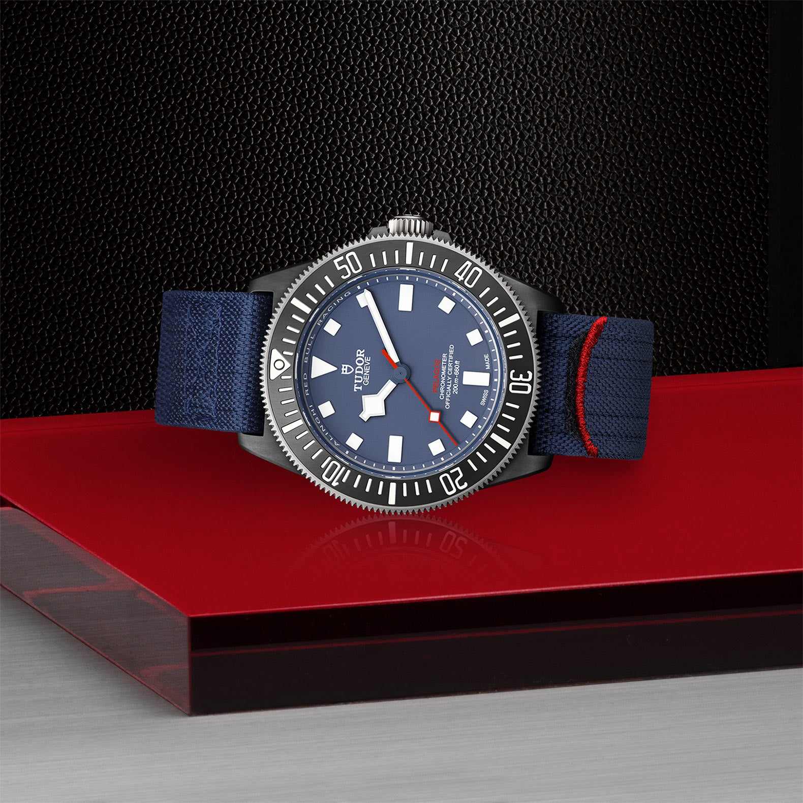 Pelagos FXD M25707KN 0001 Diving Watch - Professional Dive Timepiece for Scuba, Snorkeling & Water Sports