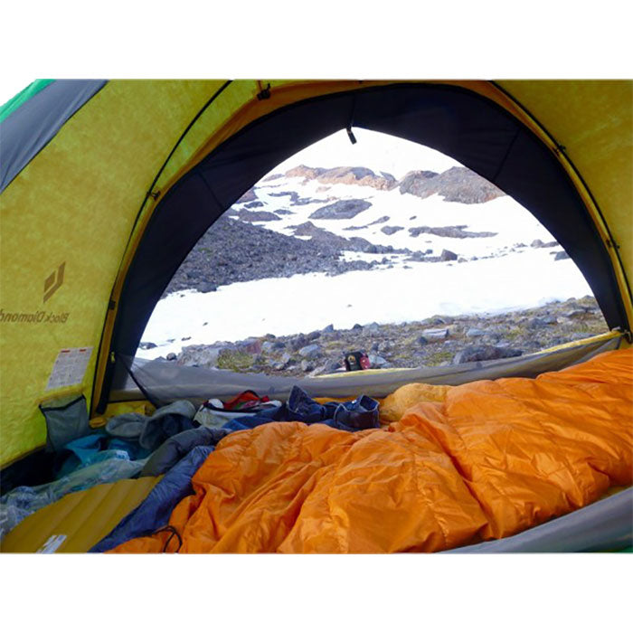 Black Diamond Ahwahnee 2 Person Mountaineering Tent - Lightweight 4-Season Backpacking Tent for Hiking & Camping | Perfect for Alpine Climbing & Outdoor Adventures