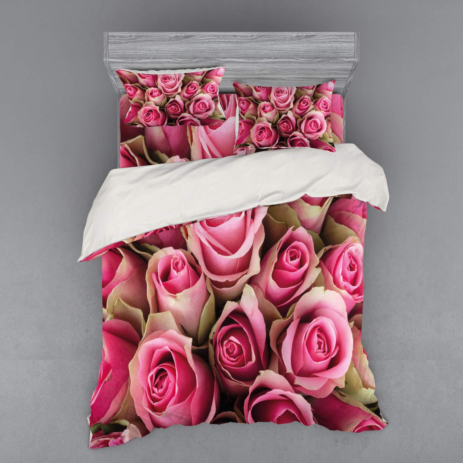 Ambesonne Rose Floral Bedding Set - Queen Size 4-Piece Duvet Cover with Shams & Fitted Sheet, Pink Pale Green Romantic Rose Bouquet Design for Valentine's Day, Bridal Shower, Wedding Gift & Bedroom Decor