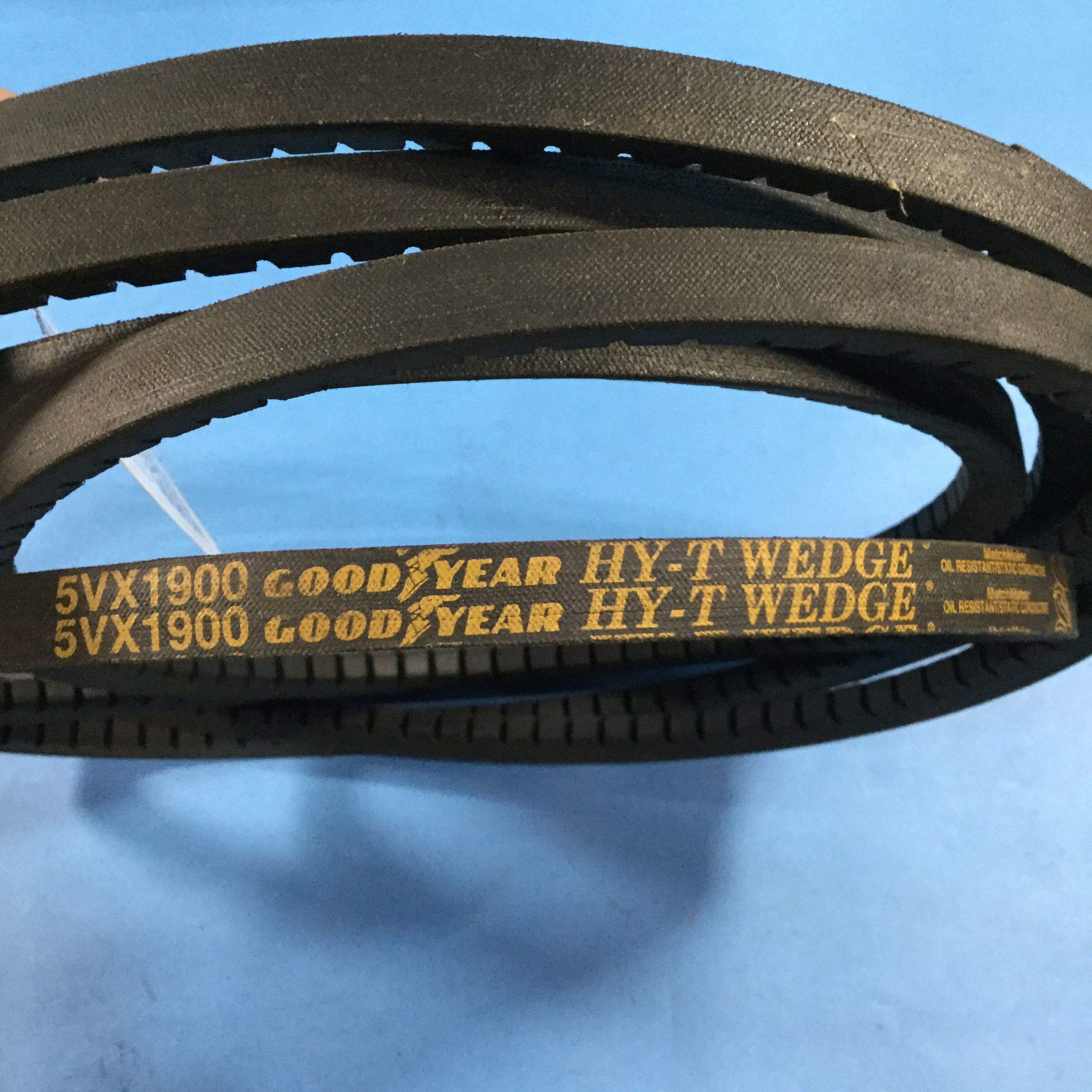 Goodyear 5VX1900 HY-T Wedge Belts (COG) - High Performance V-Belts for Industrial Machinery, Automotive & Agricultural Equipment