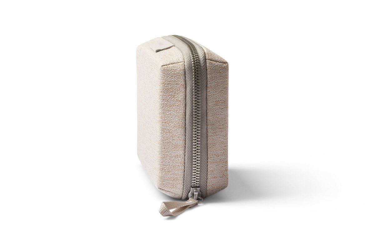 Bellroy Compact Tech Organizer - Slim Travel Cable Case for Phone, Laptop & Accessories - Perfect for Business Trips & Daily Commute
