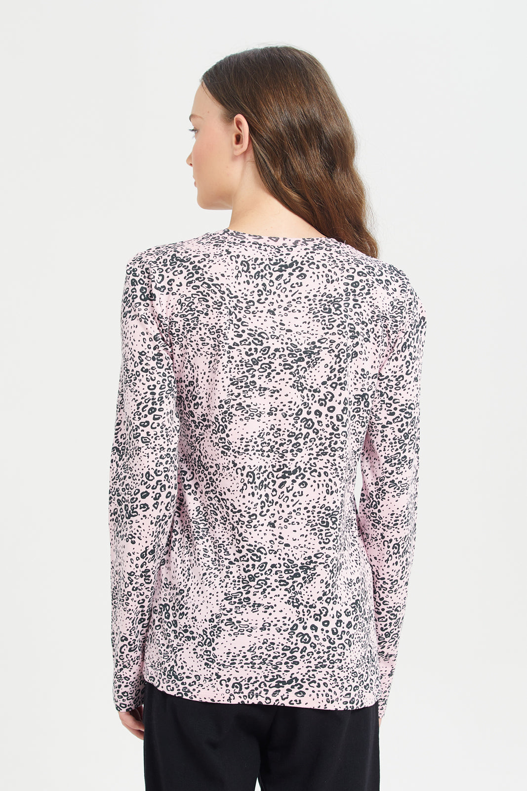 Animal Print Long Sleeve Basic T-Shirts for Women - Soft Cotton Casual Shirt for Fall & Winter - Perfect for Daily Wear, Work, and Weekend Outings