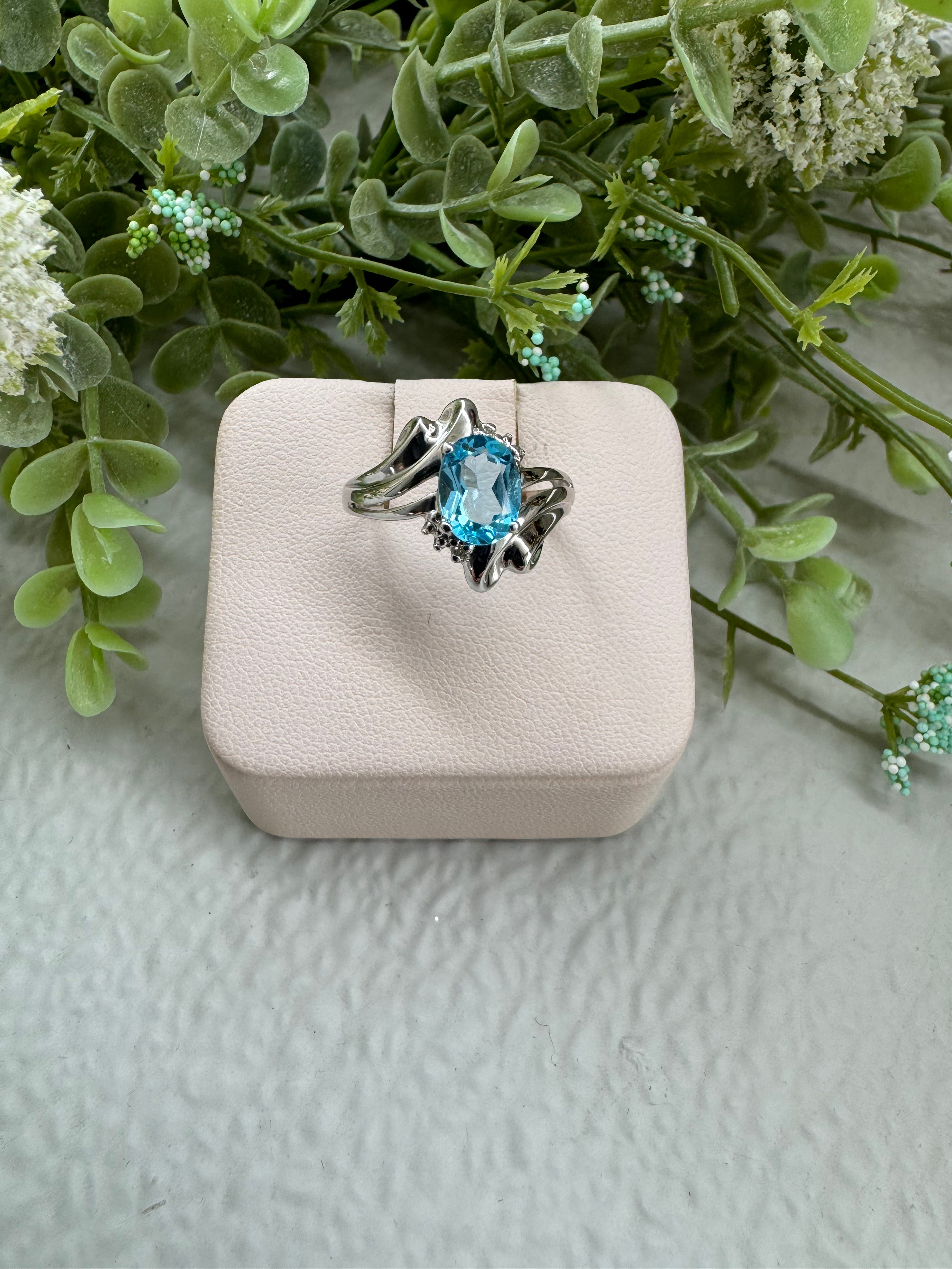 Blue Topaz Ring for Women - 925 Sterling Silver Gemstone Jewelry - Perfect for Engagement, Wedding & Anniversary Gifts