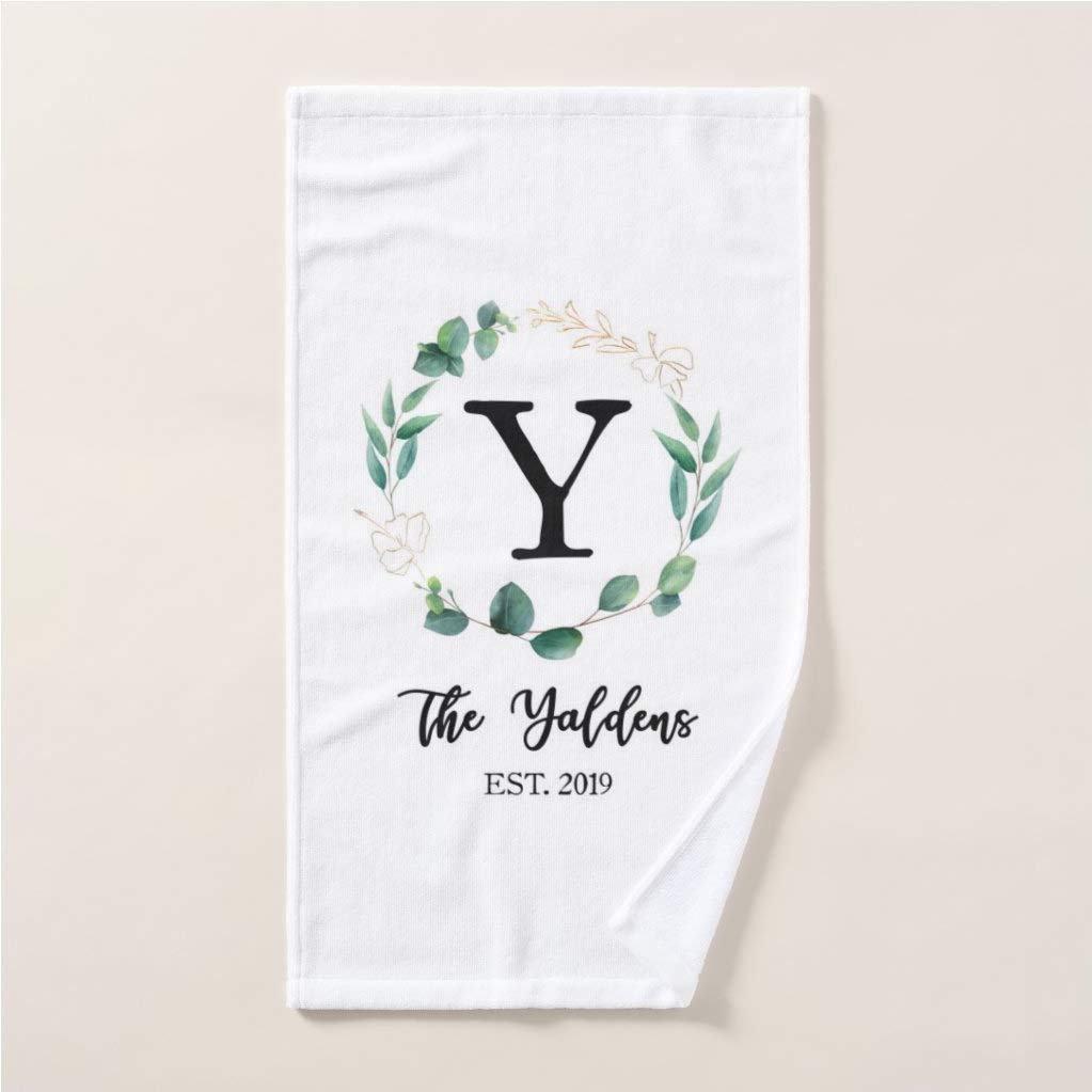 Custom Name & Year Personalized Leaf Wreath Hand Towel - Soft White Decorative Housewarming Gift for Kids, Girls, Boys, Men & Women - Perfect for New Homes, Guest Bathrooms, Christmas & Thanksgiving Celebrations
