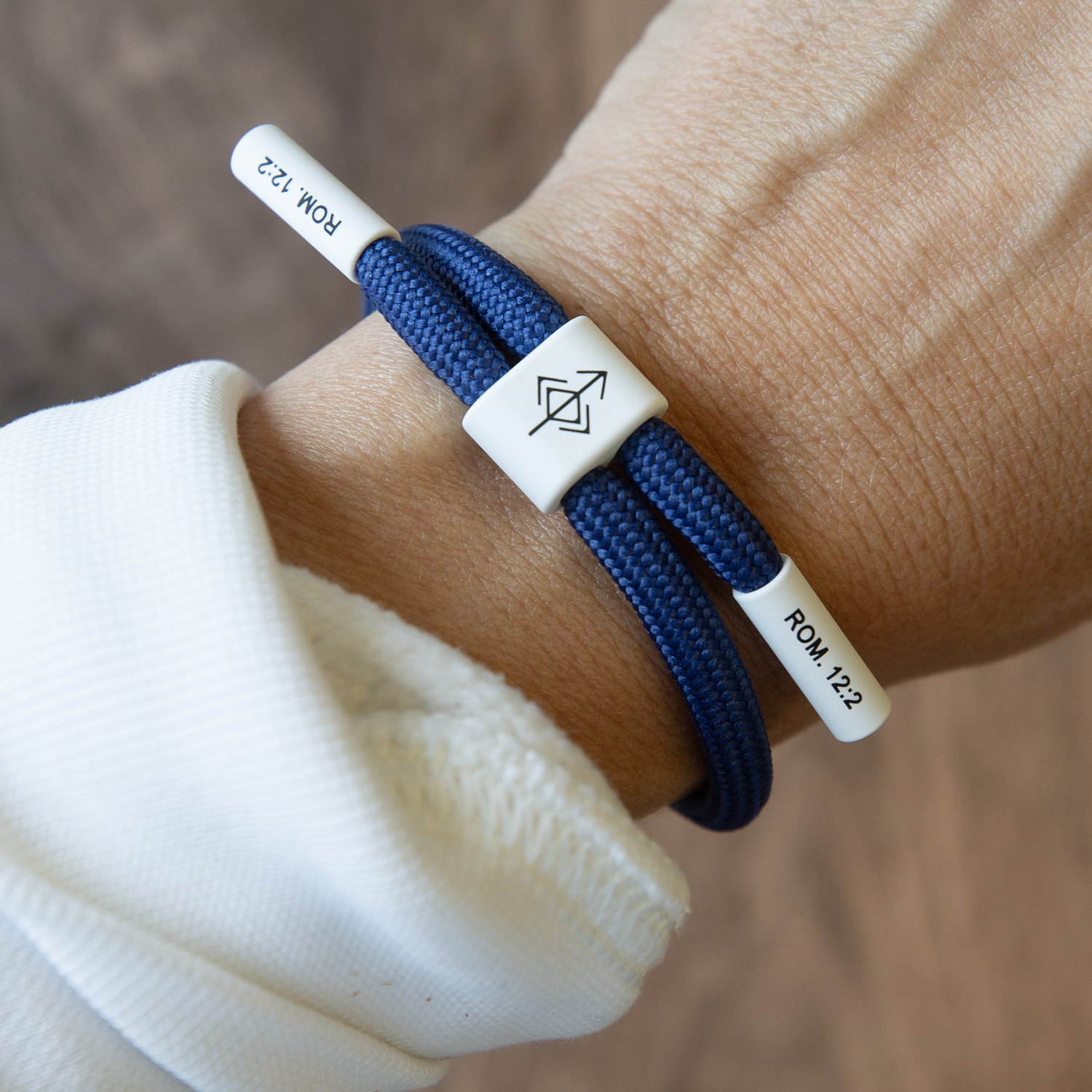 Faith-Inspired Christian Cord Bracelet for Men & Women - Religious Gift for Baptism, Confirmation & Daily Wear - Adjustable & Durable
