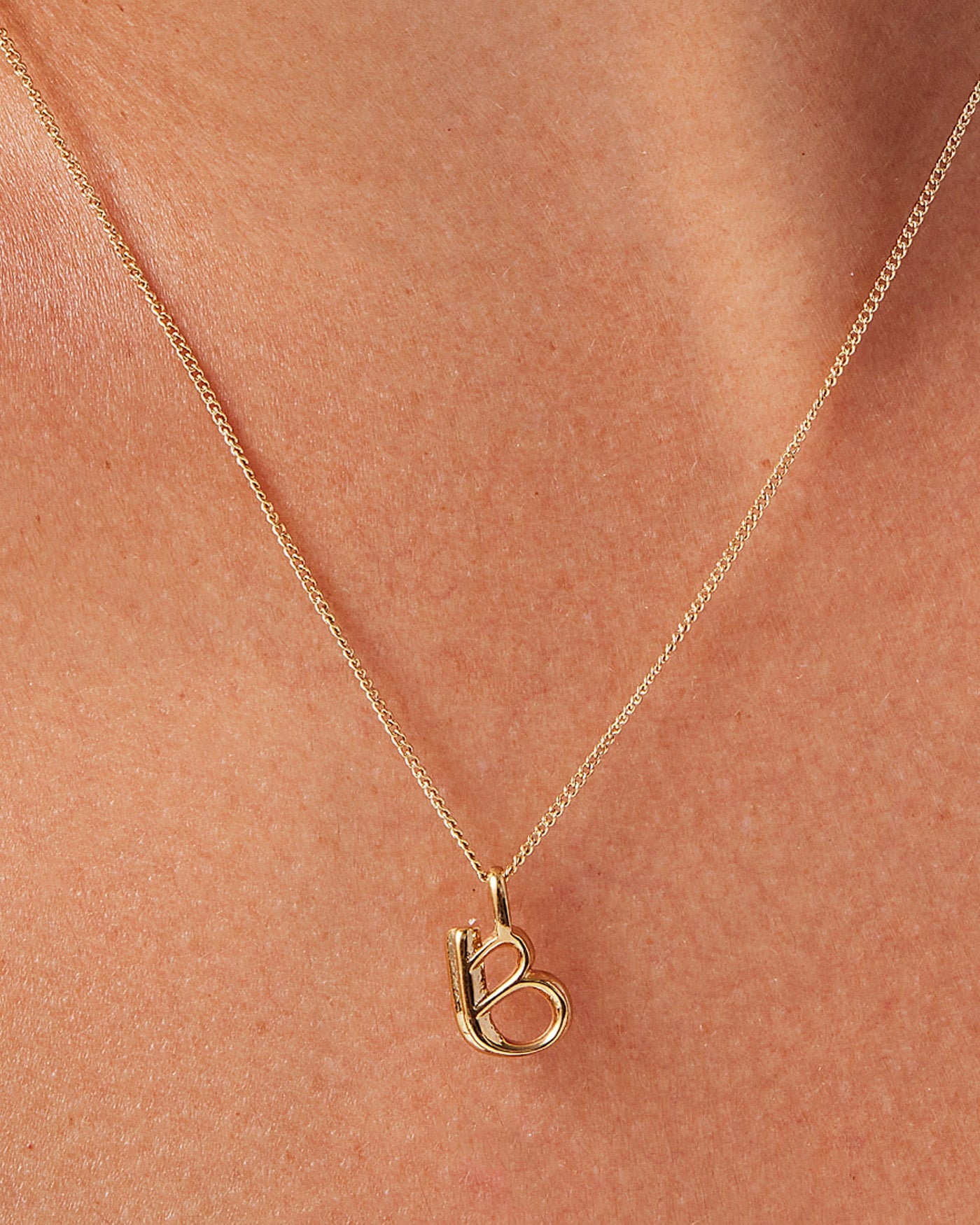 Personalized Monogram Necklace for Women - Custom Initial Pendant Jewelry Gift for Her - Perfect for Birthdays, Anniversaries & Special Occasions