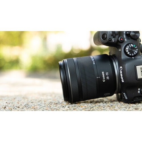 Canon RF 28-70mm f/2.8 IS STM Lens for Canon Mirrorless Cameras - Professional Photography, Portraits & Low Light Shooting
