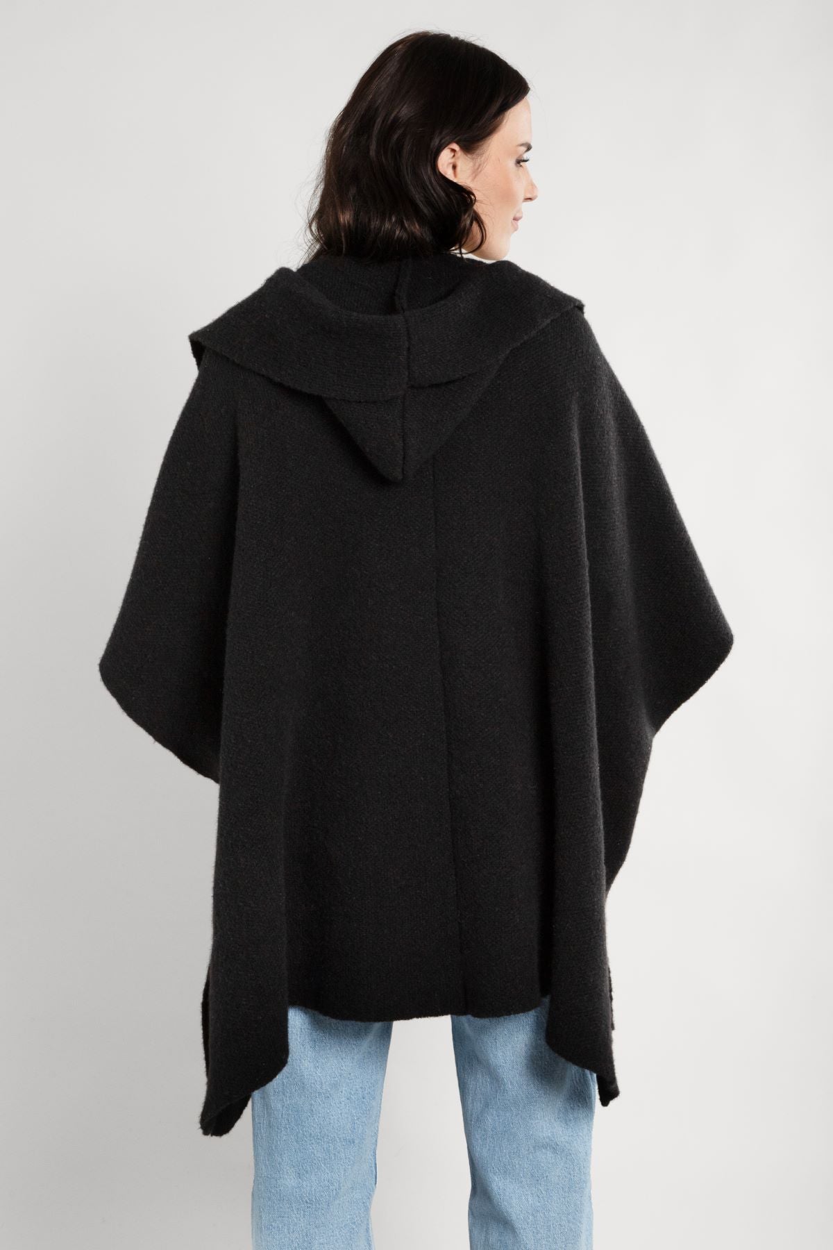 Stylish Oversized Hooded Kimono Robe - Lightweight & Comfortable Loungewear for Women - Perfect for Yoga, Spa, and Relaxation at Home