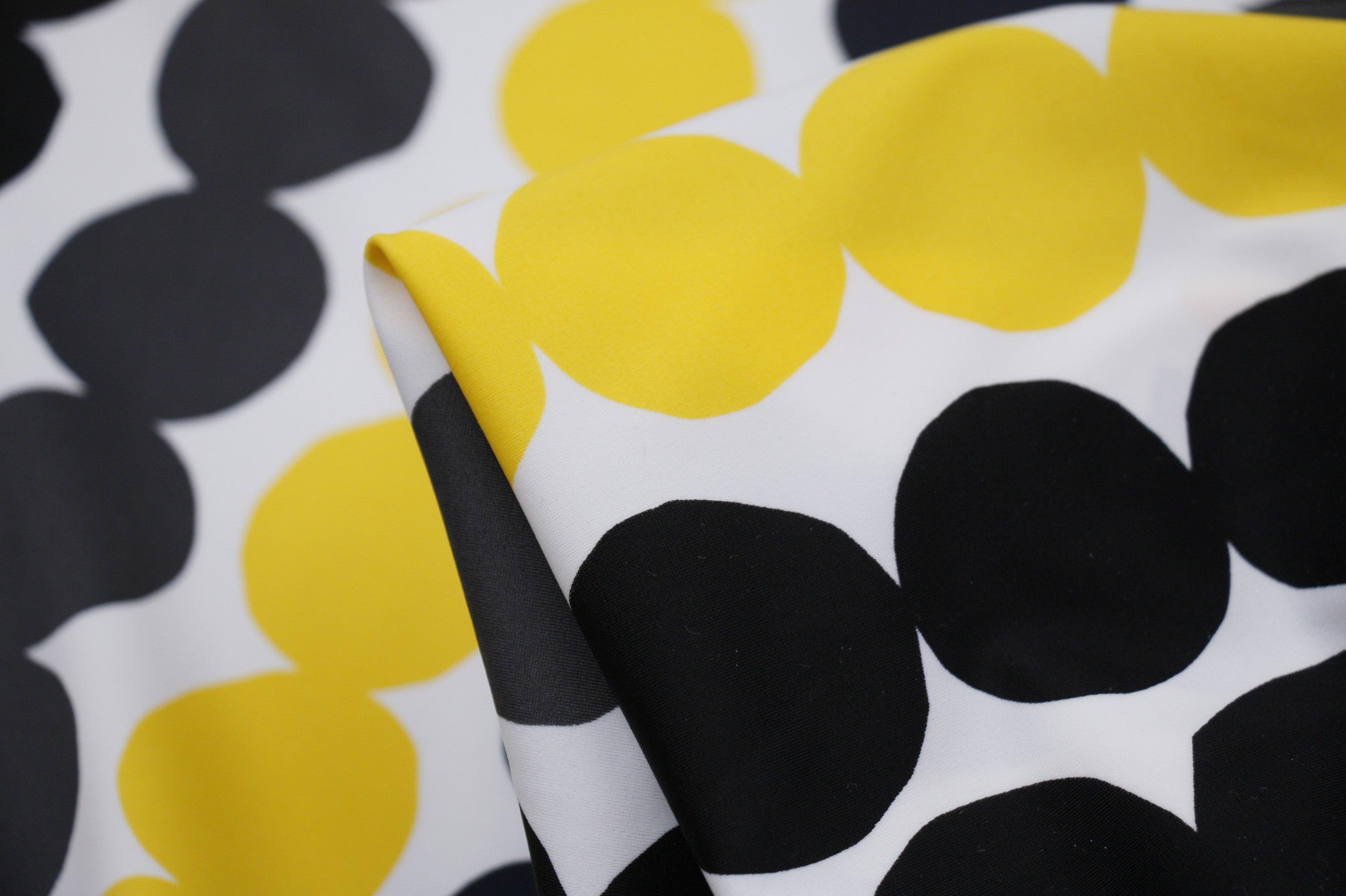 Stretchy Swimwear Fabric for Beach Balls - High Elasticity Nylon Spandex Material for Swimsuits, Activewear & DIY Crafts - Perfect for Pool Parties, Beach Outings & Summer Fashion